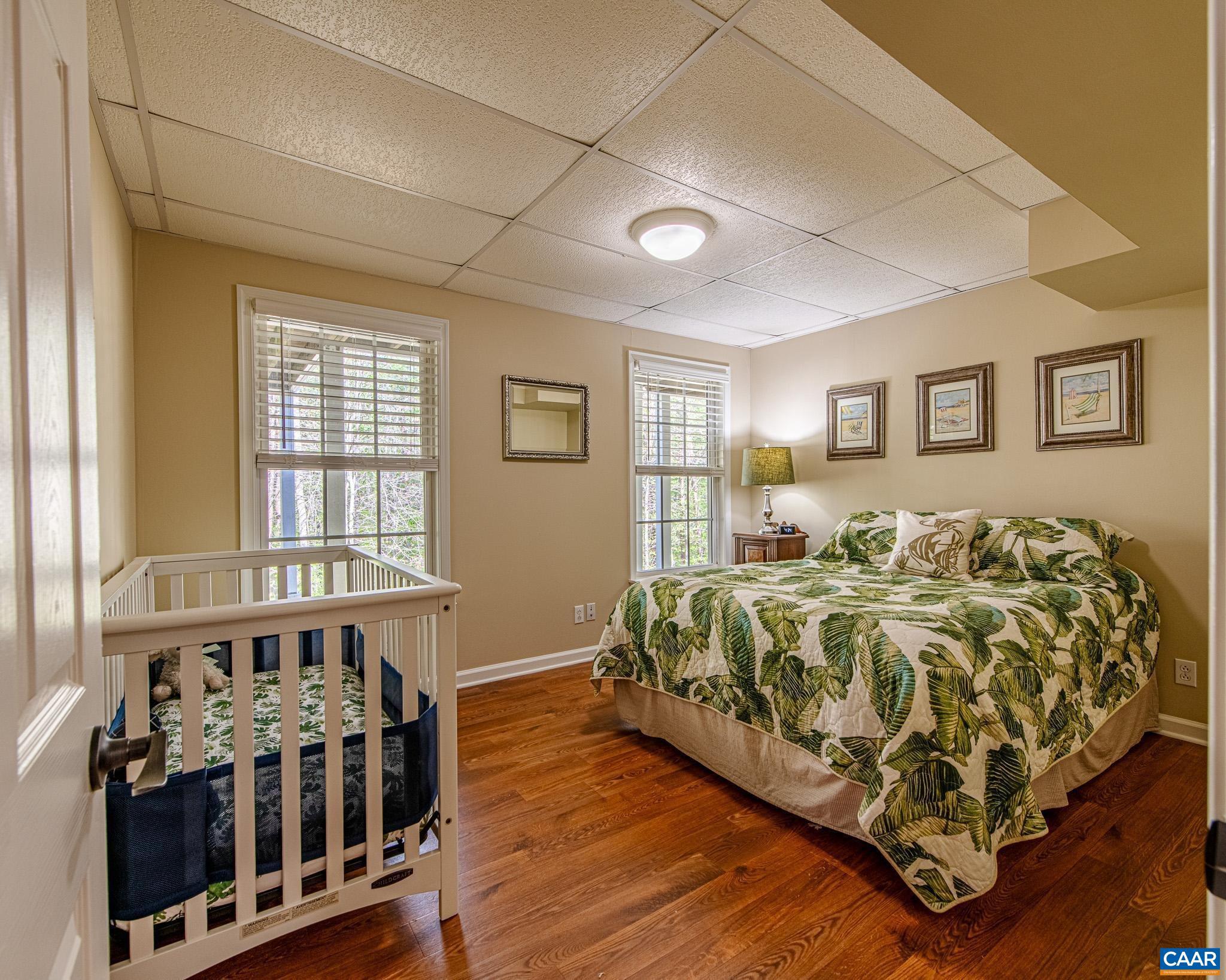 BROKEN ISLAND - Residential