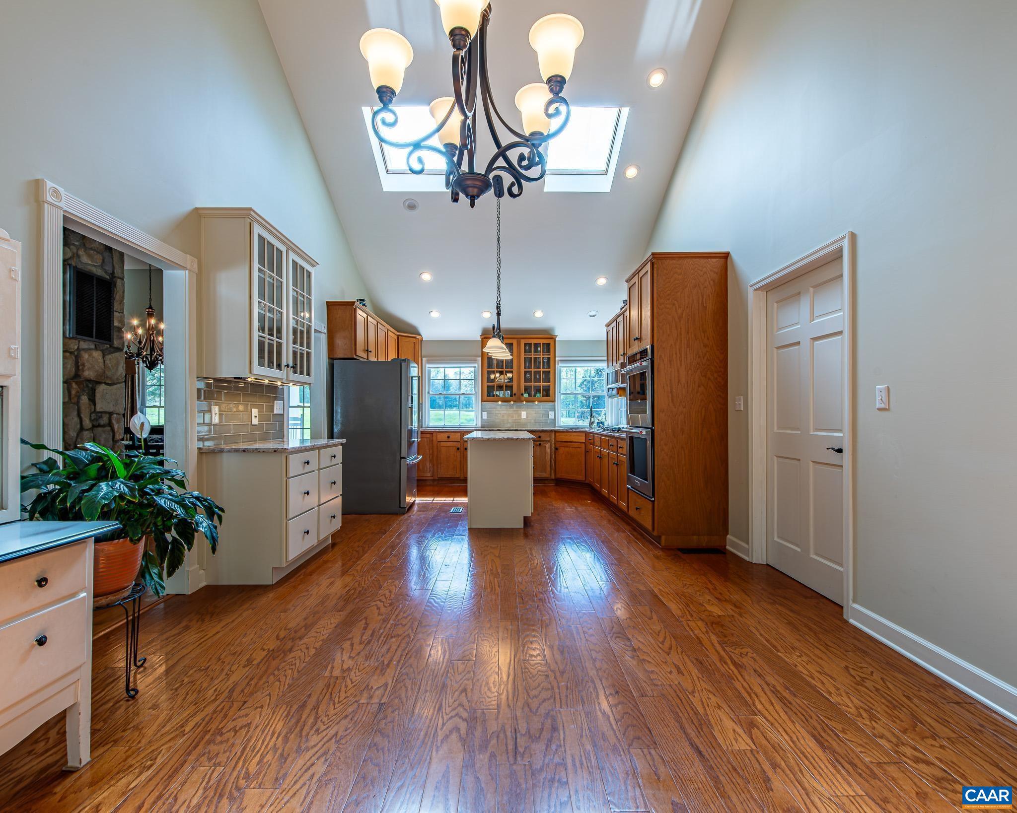 BROKEN ISLAND - Residential