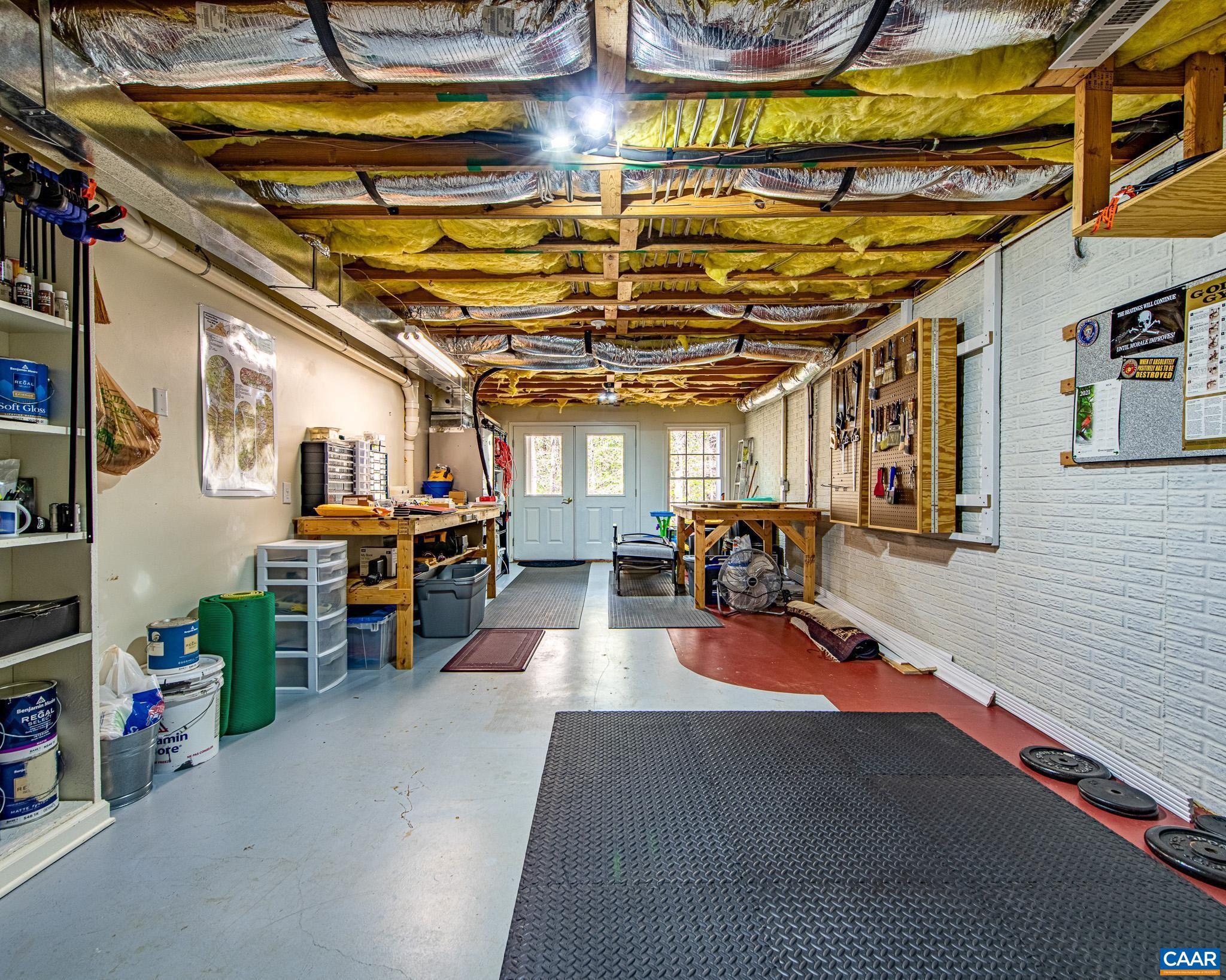 BROKEN ISLAND - Residential