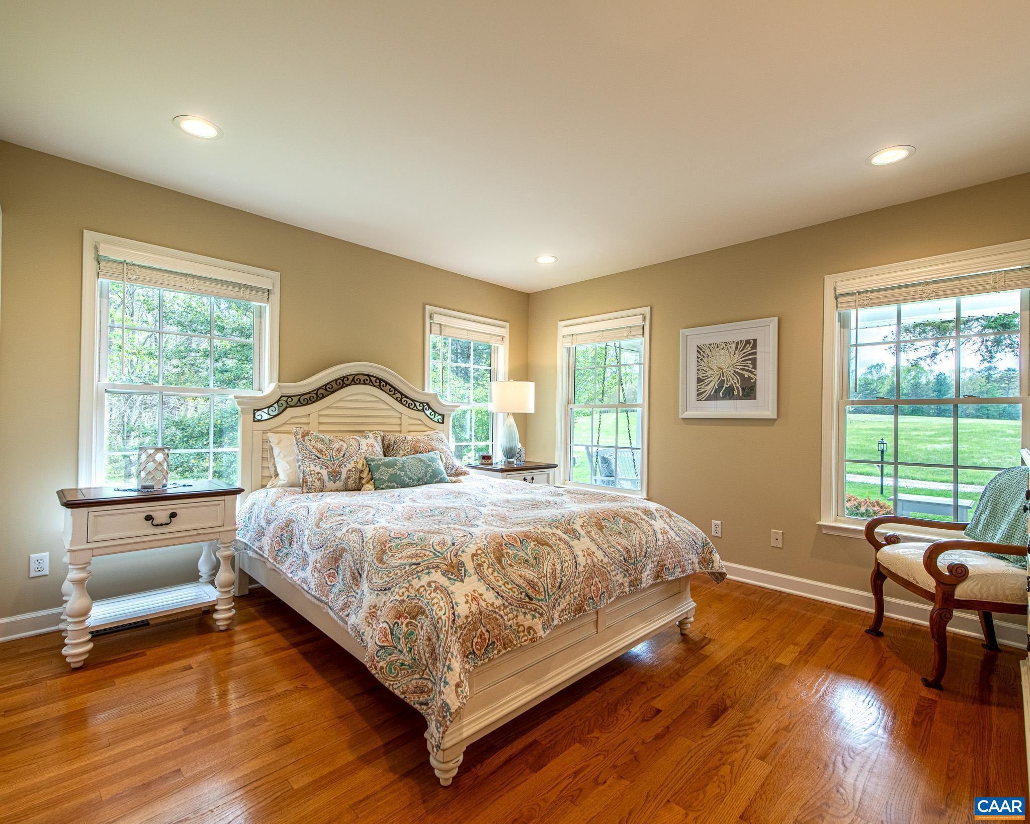 BROKEN ISLAND - Residential