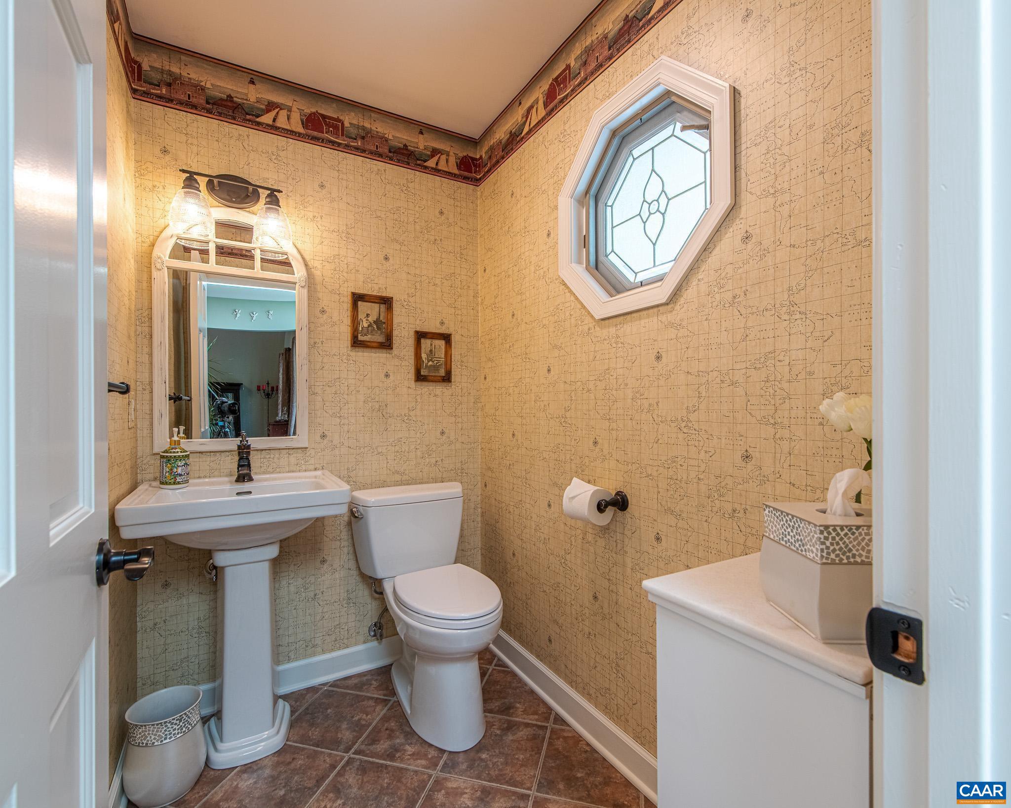 BROKEN ISLAND - Residential