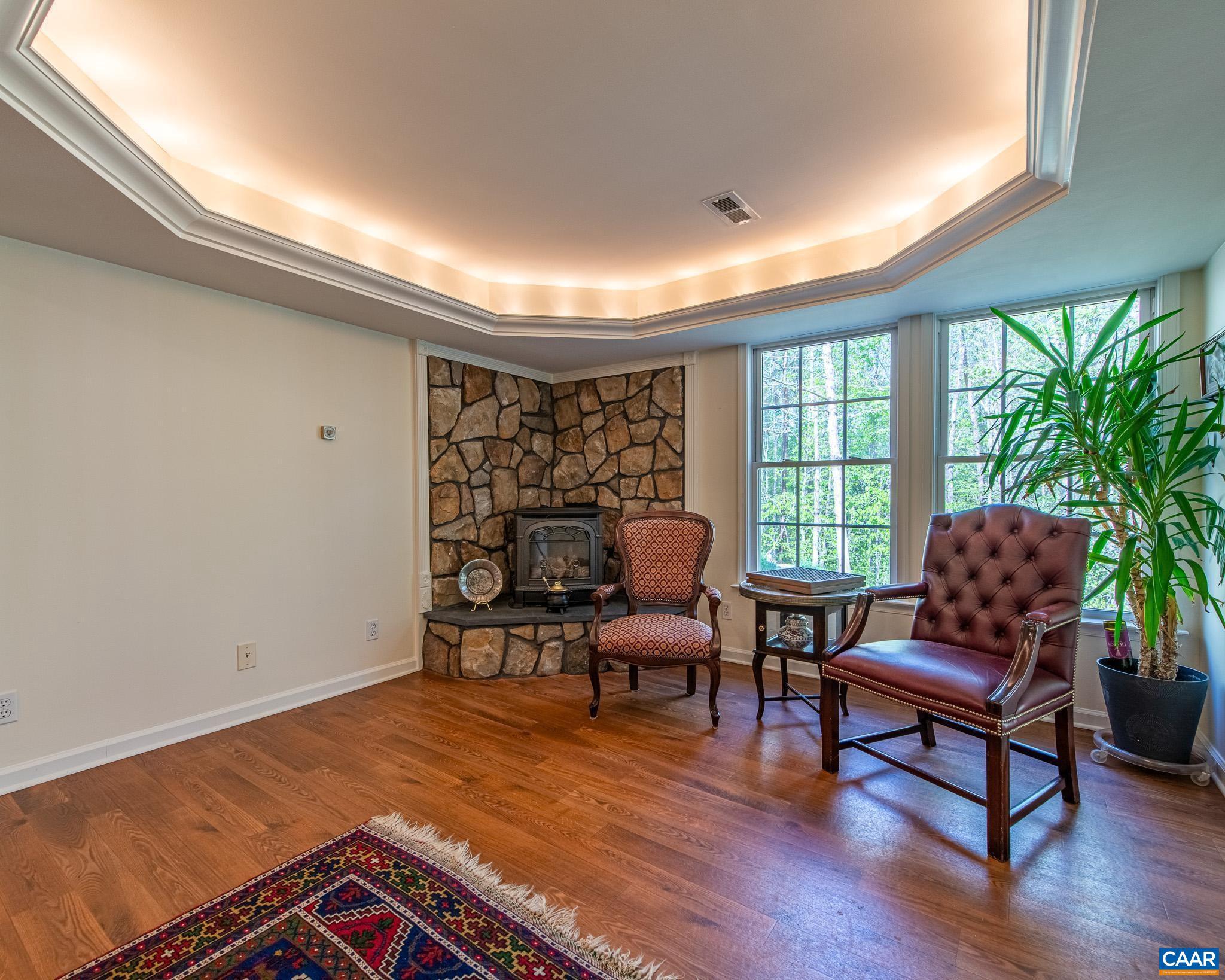 BROKEN ISLAND - Residential