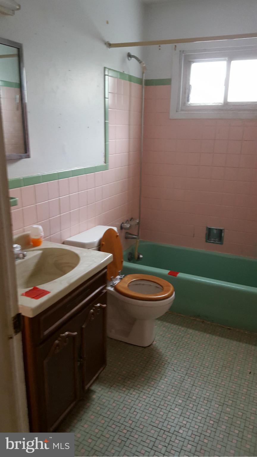 CAPITAL HILL HOMES - Residential