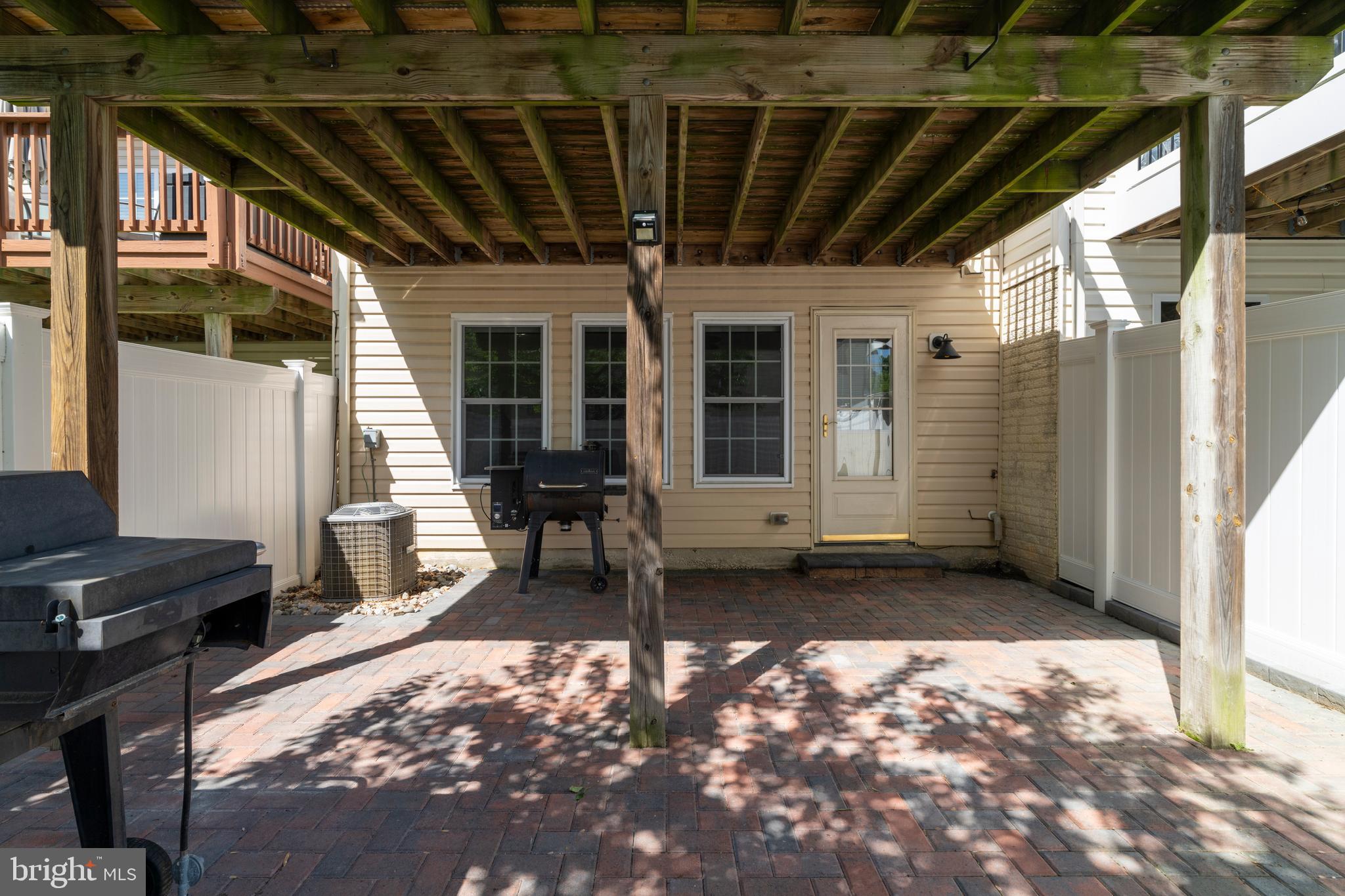 TANYARD SPRINGS - Residential Lease