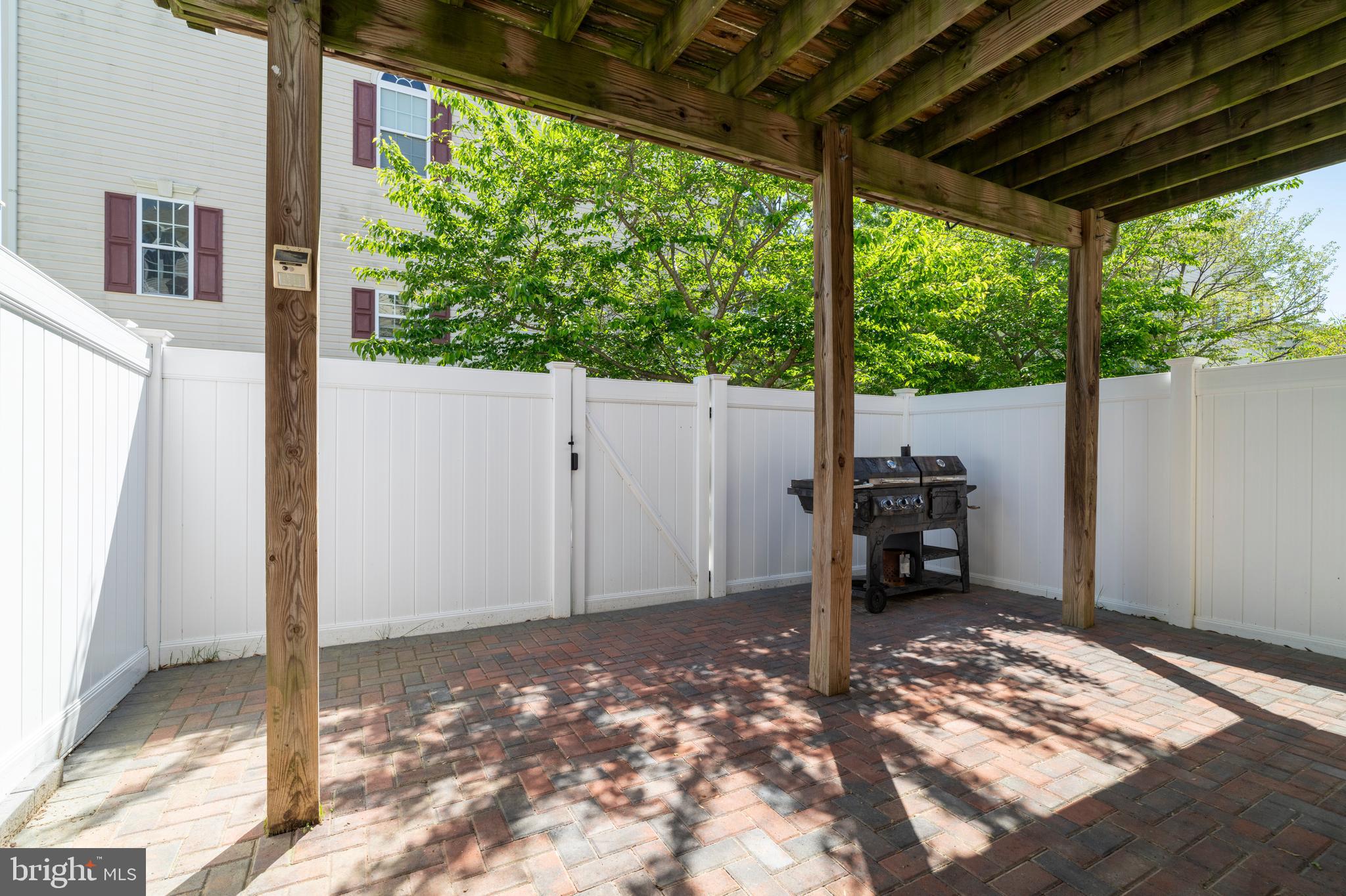 TANYARD SPRINGS - Residential Lease