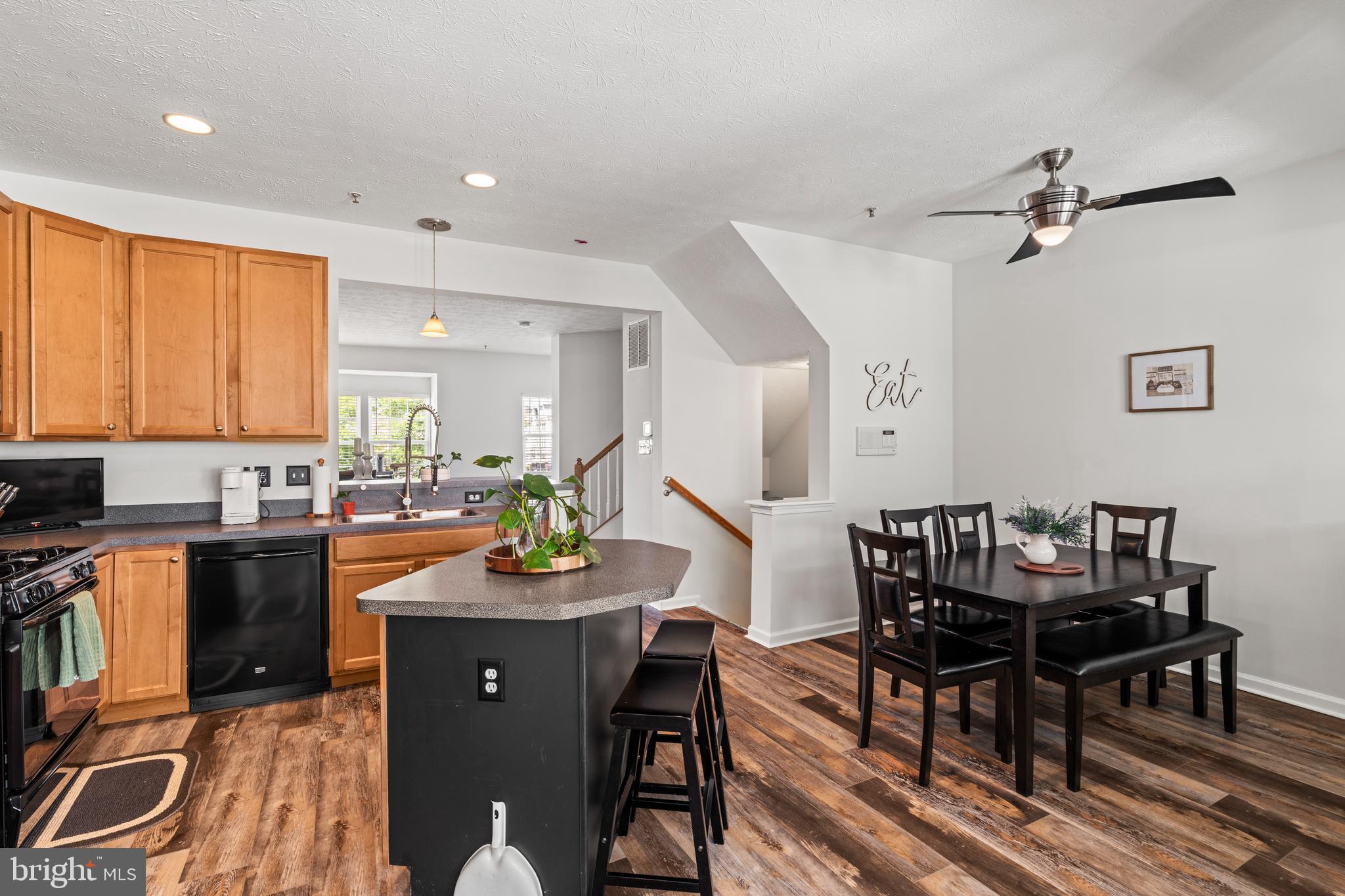 TANYARD SPRINGS - Residential Lease