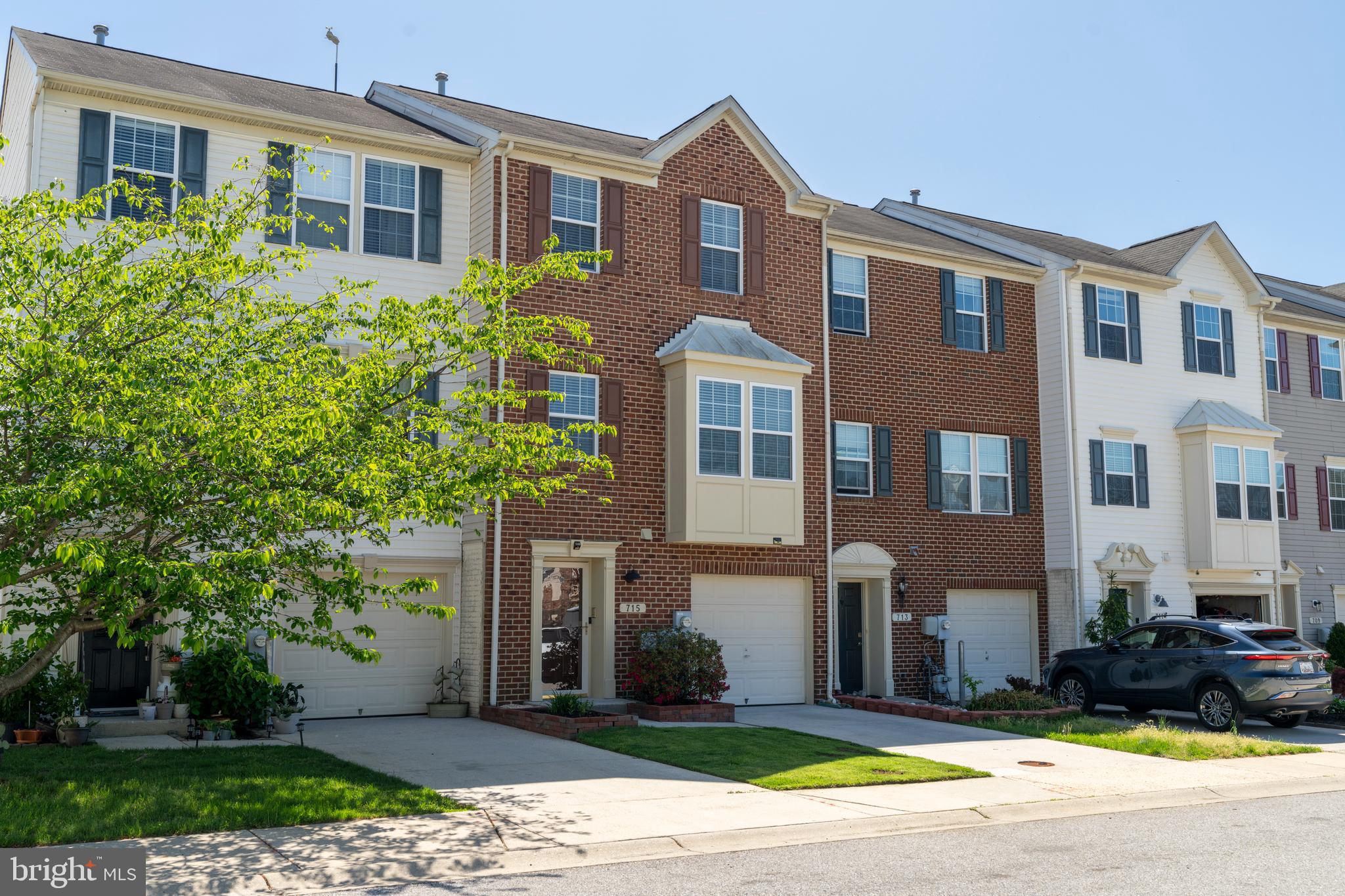 TANYARD SPRINGS - Residential Lease