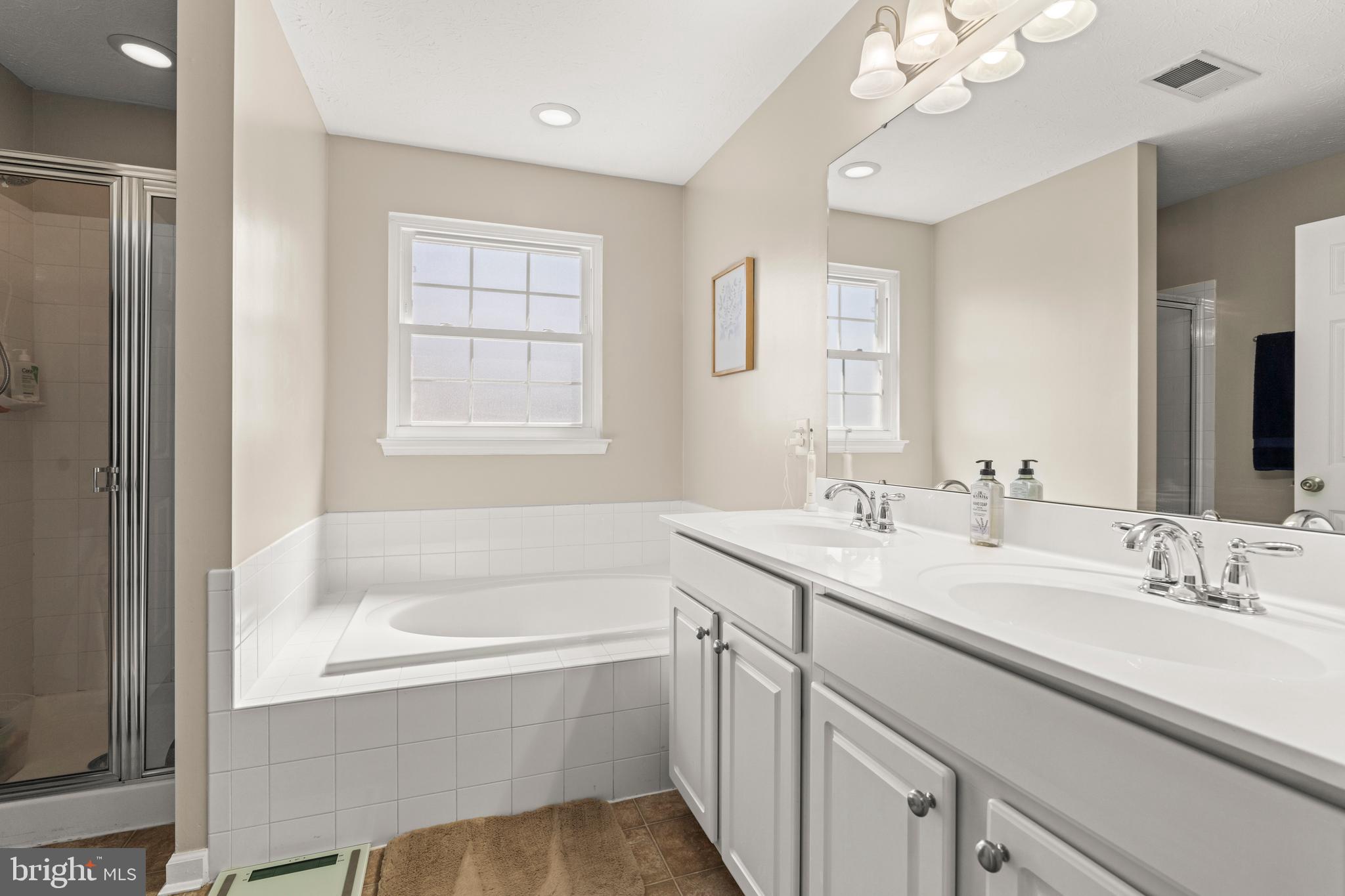 TANYARD SPRINGS - Residential Lease