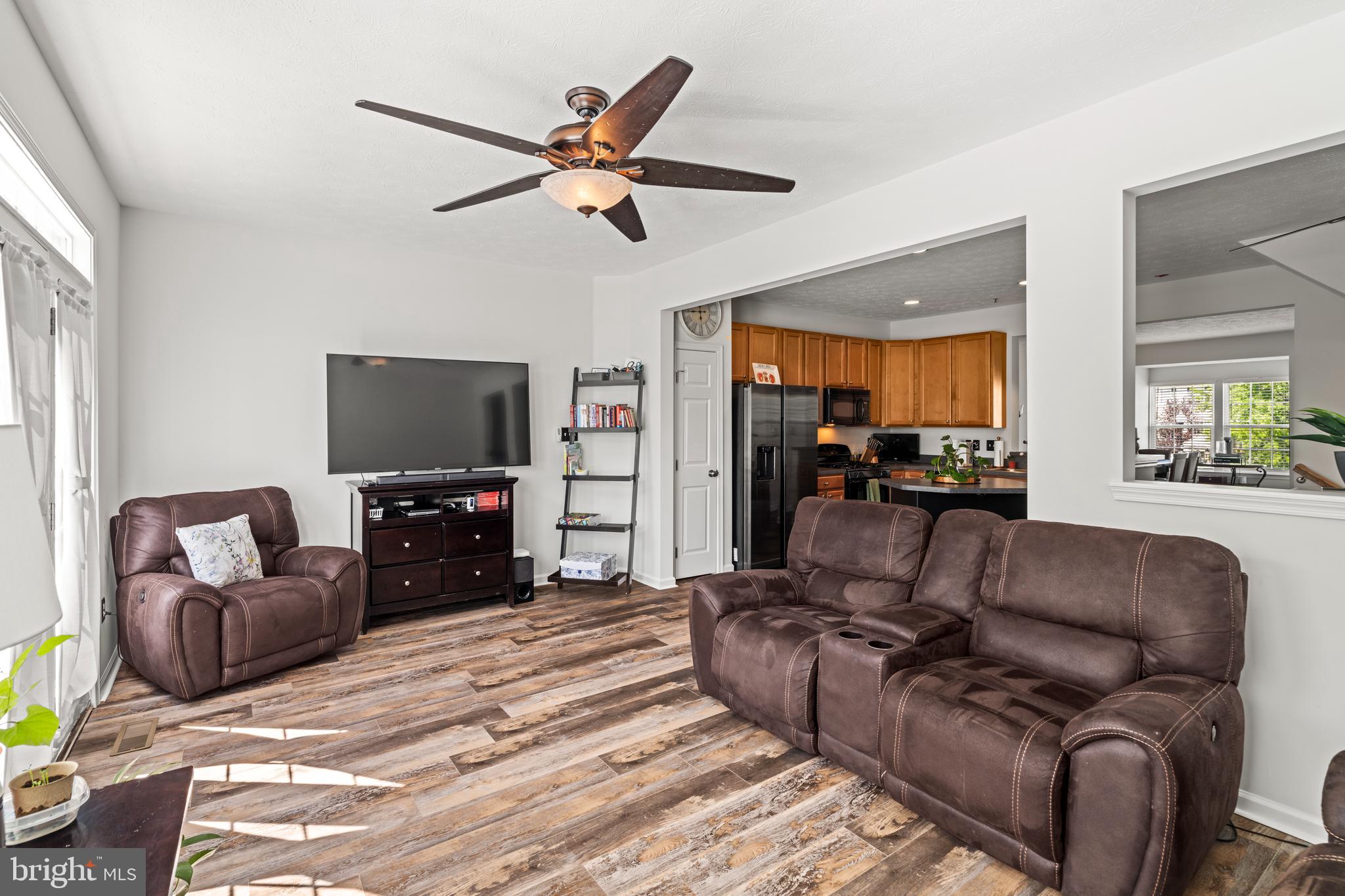 TANYARD SPRINGS - Residential Lease