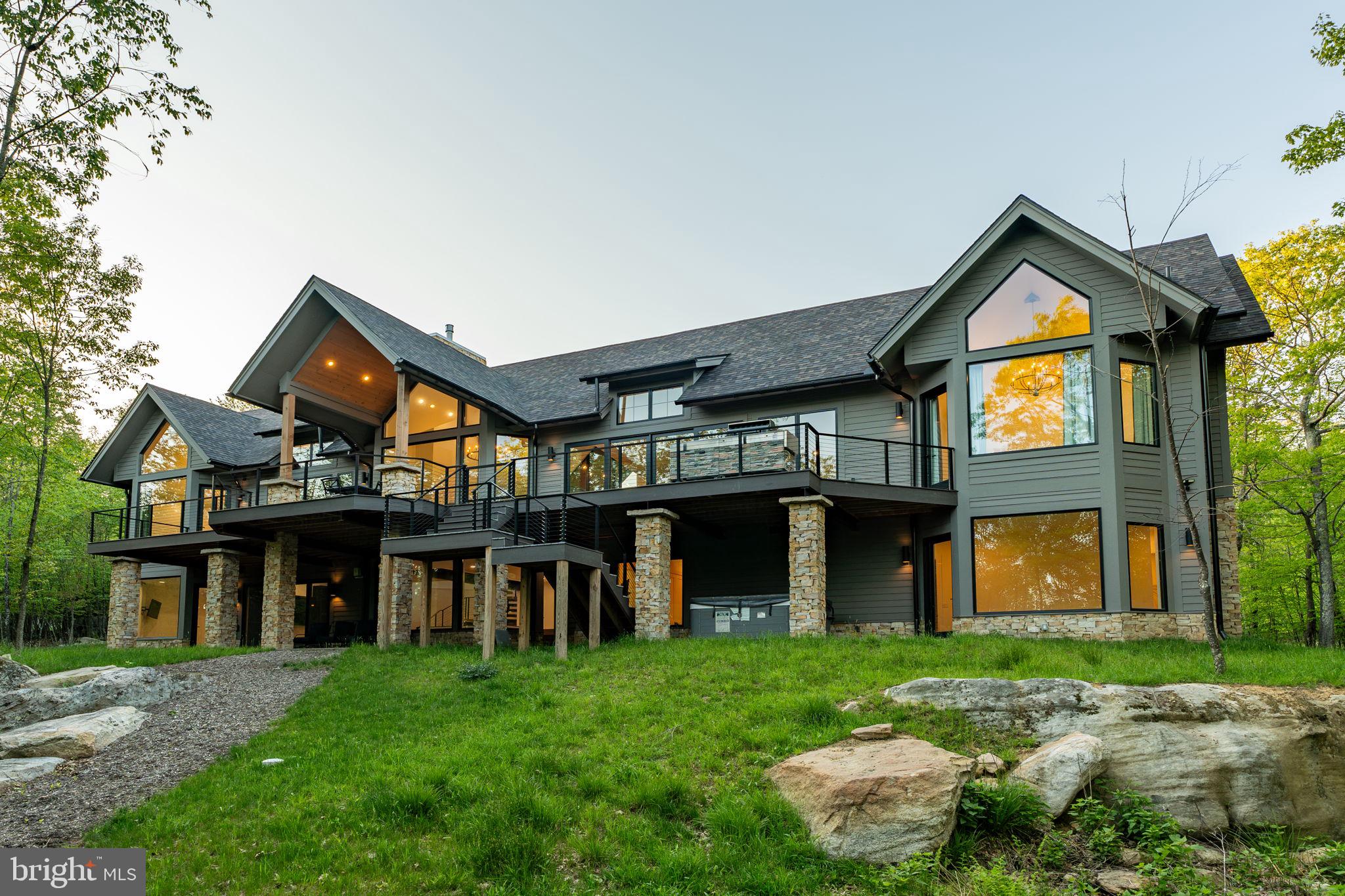 DEEP CREEK HIGHLANDS - Residential