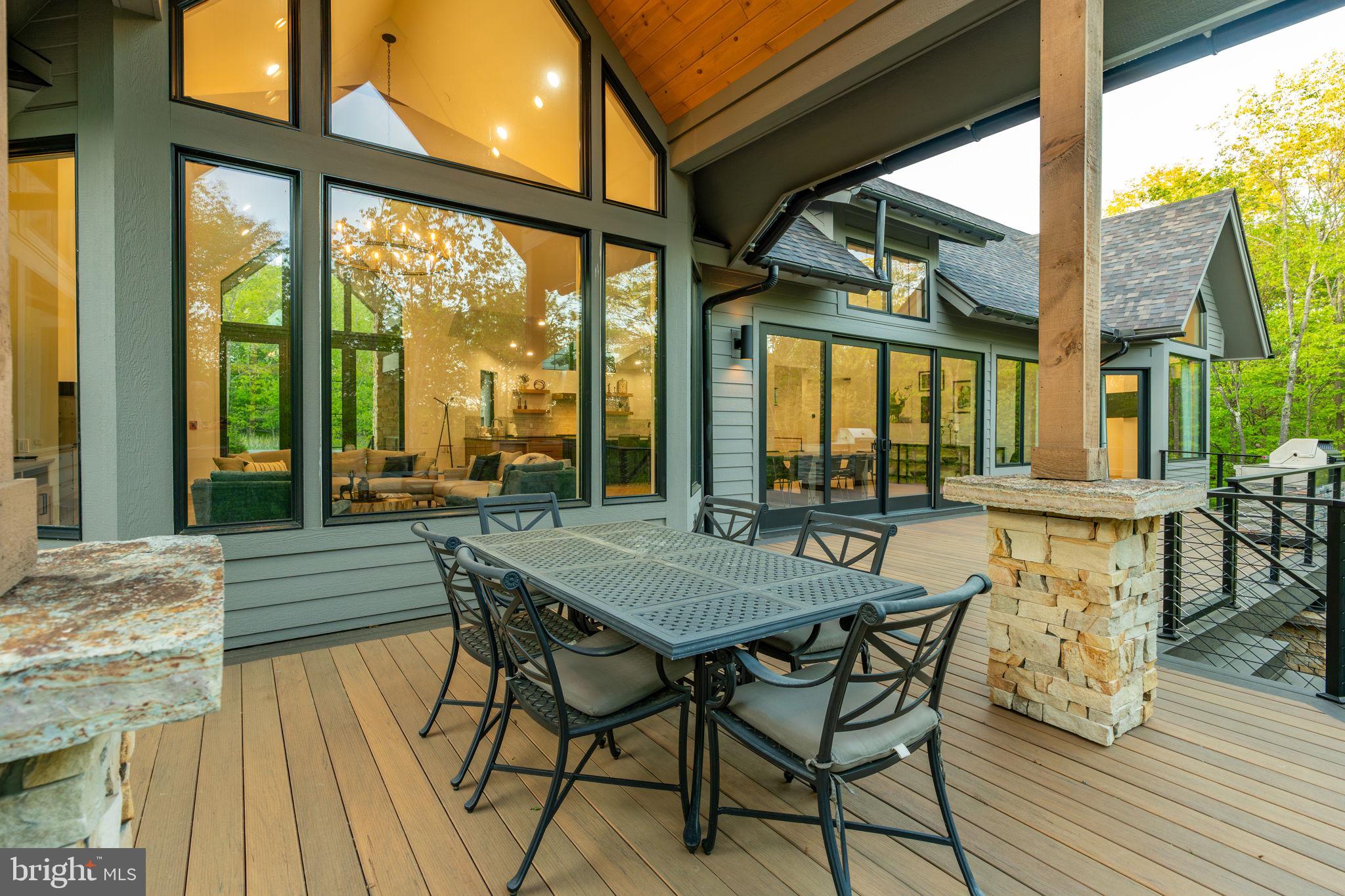 DEEP CREEK HIGHLANDS - Residential