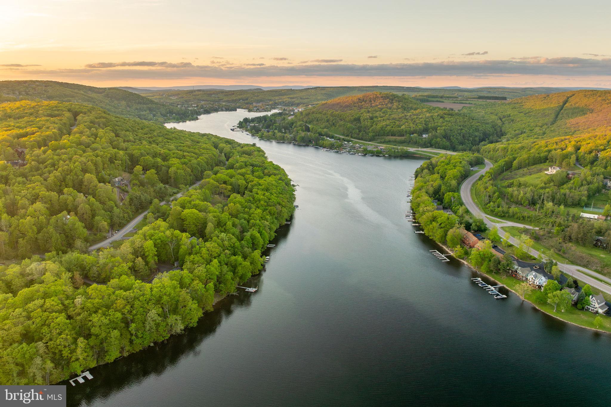 DEEP CREEK HIGHLANDS - Residential