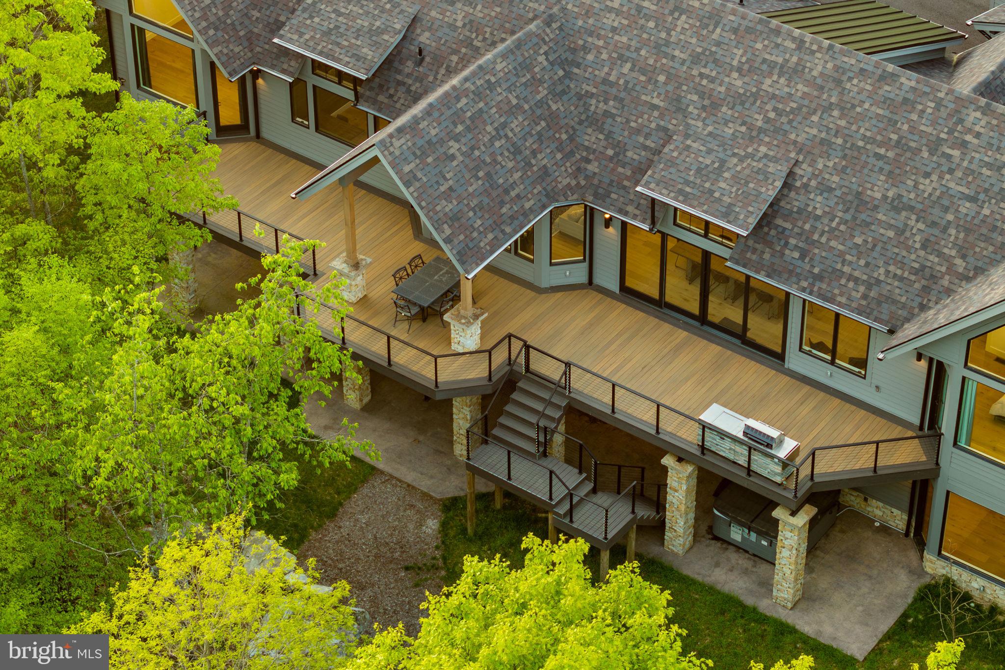 DEEP CREEK HIGHLANDS - Residential