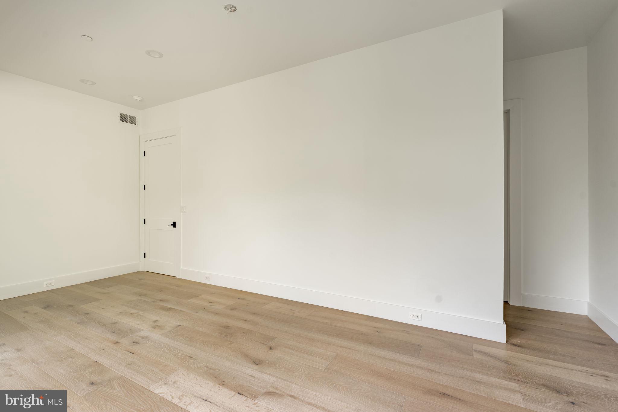 DEEP CREEK HIGHLANDS - Residential