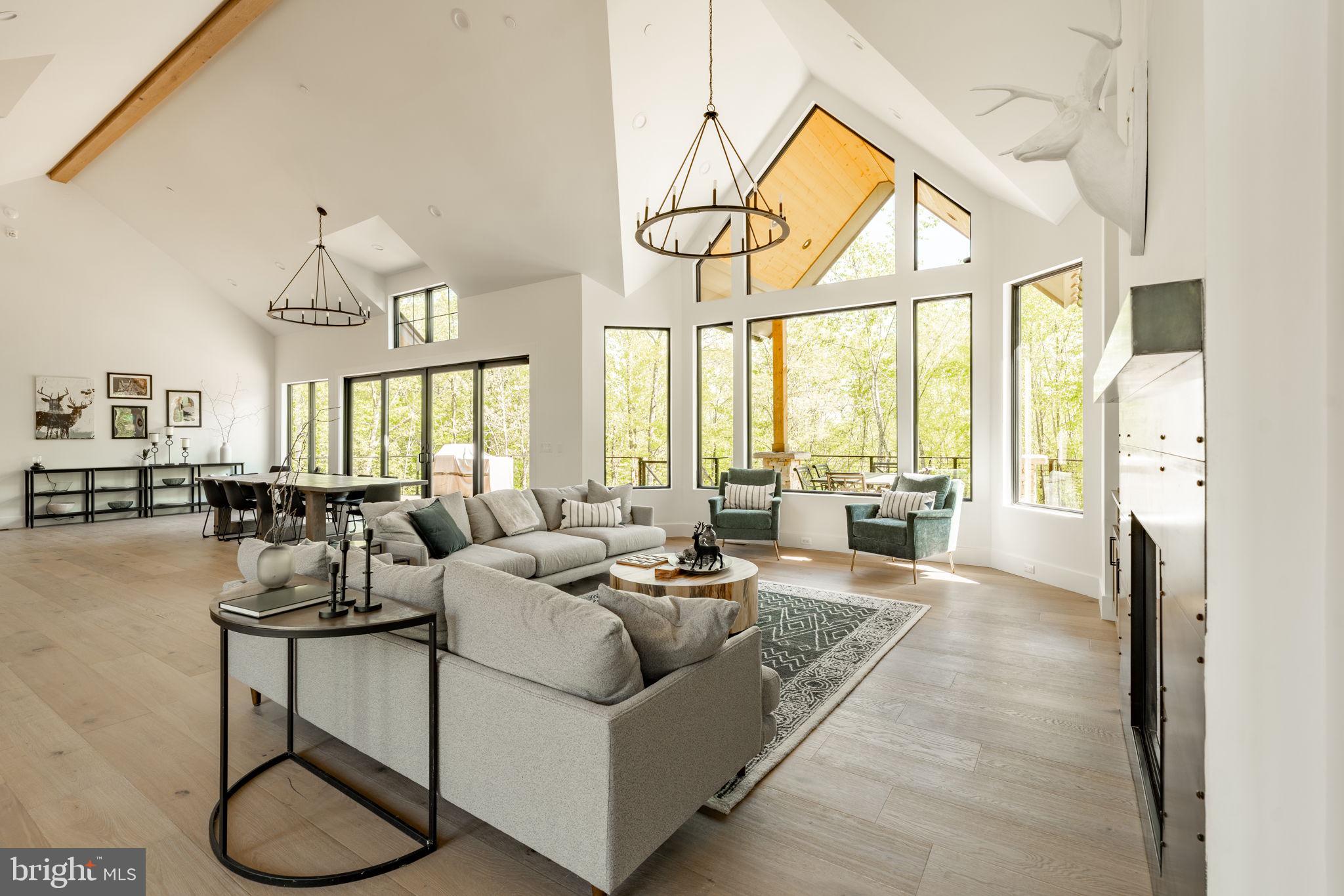 DEEP CREEK HIGHLANDS - Residential