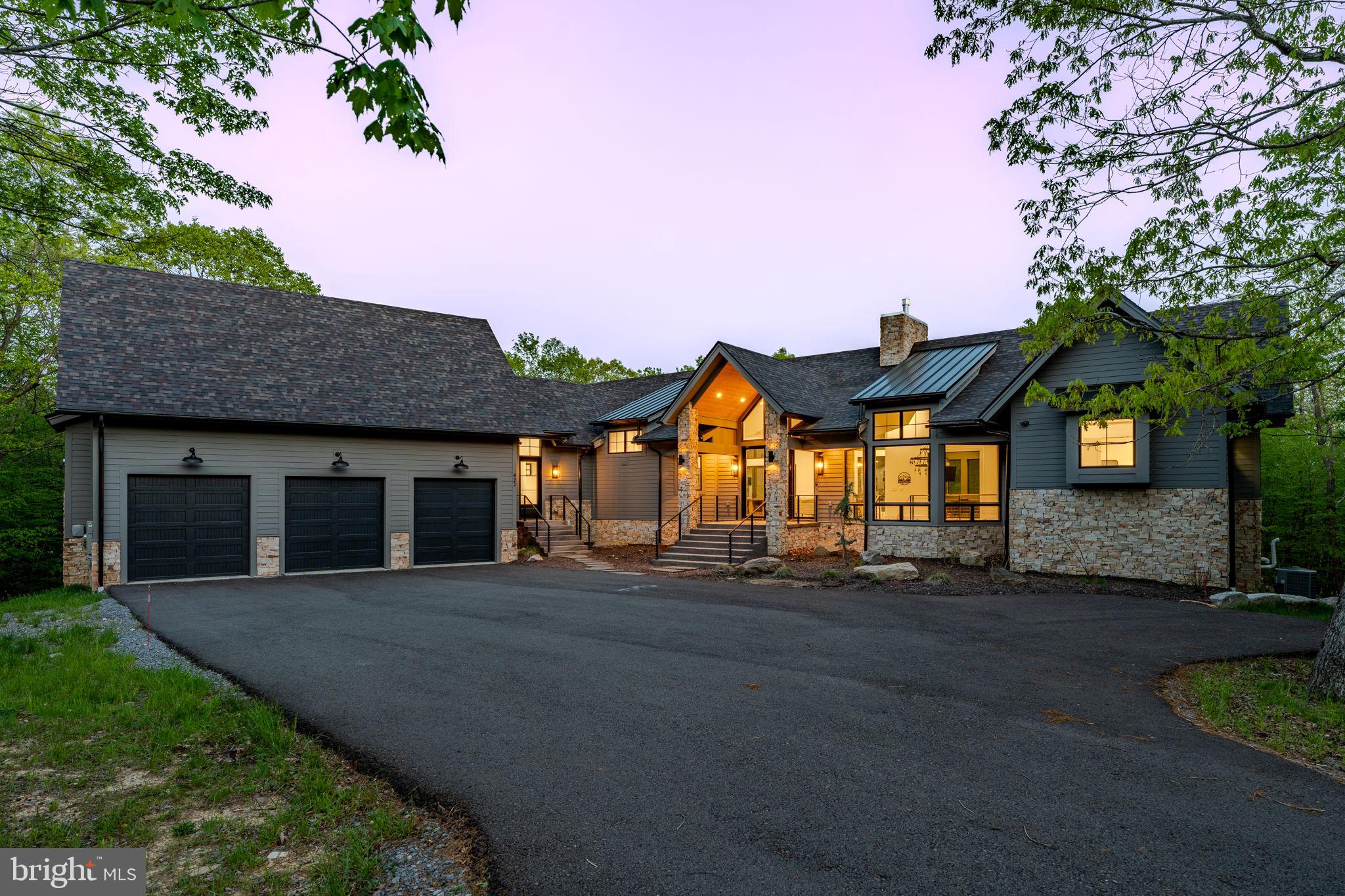DEEP CREEK HIGHLANDS - Residential