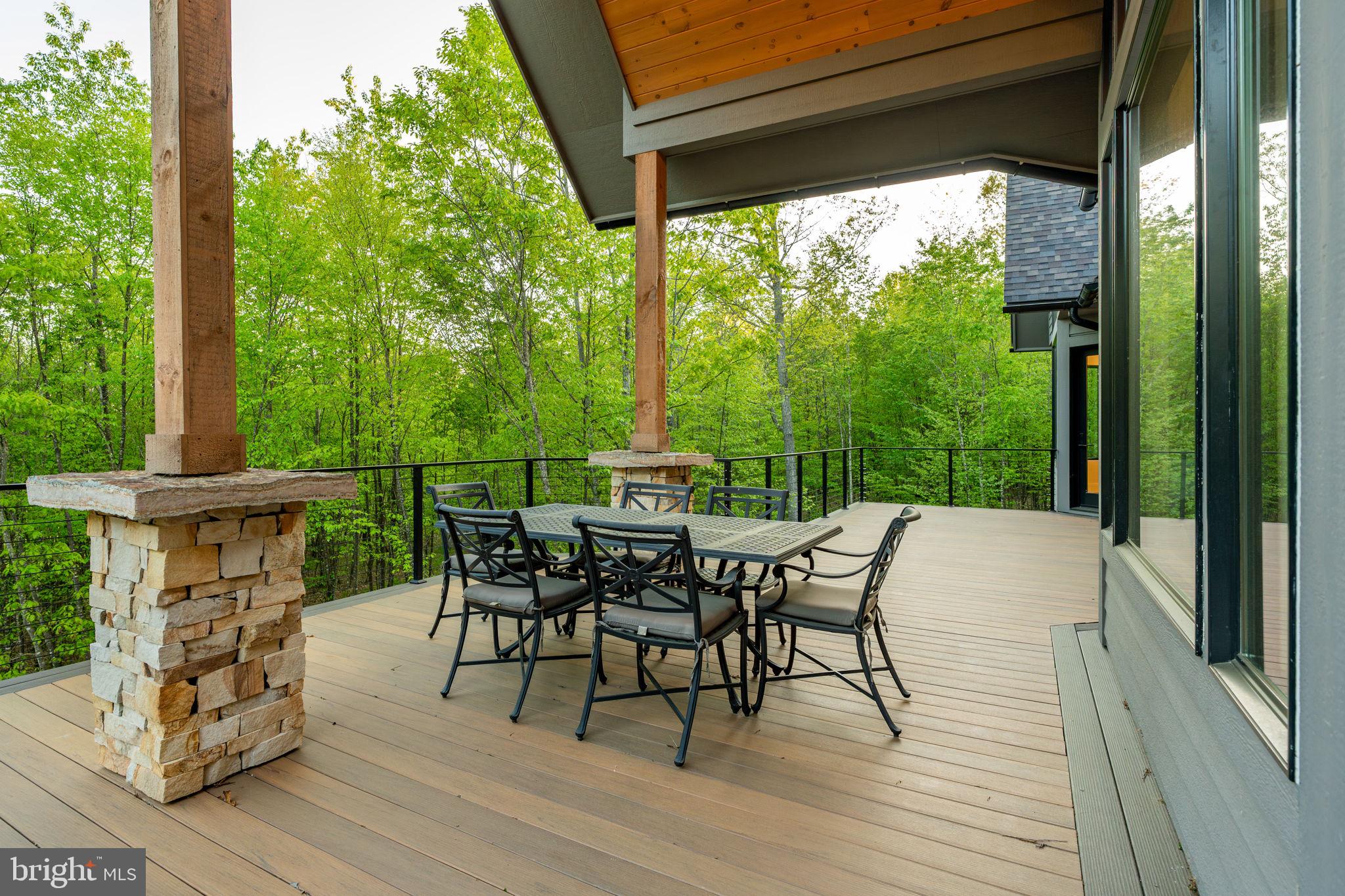 DEEP CREEK HIGHLANDS - Residential