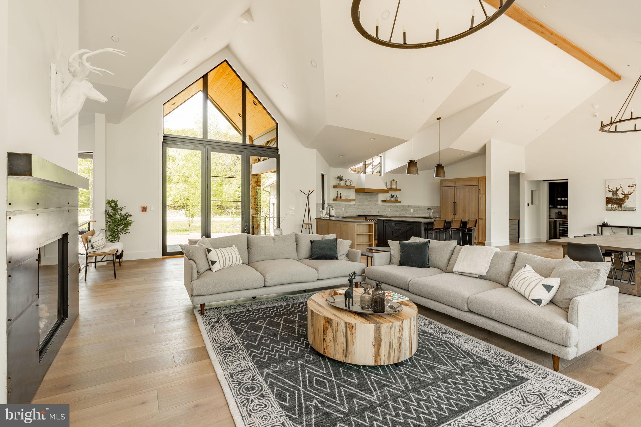 DEEP CREEK HIGHLANDS - Residential