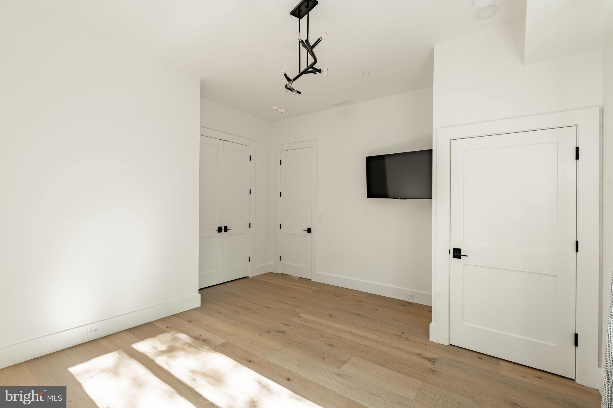 DEEP CREEK HIGHLANDS - Residential