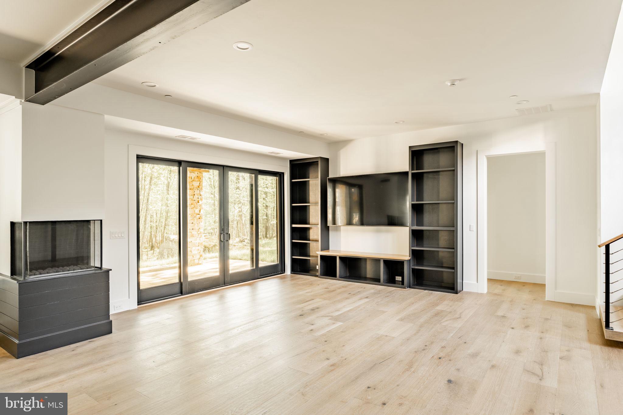 DEEP CREEK HIGHLANDS - Residential