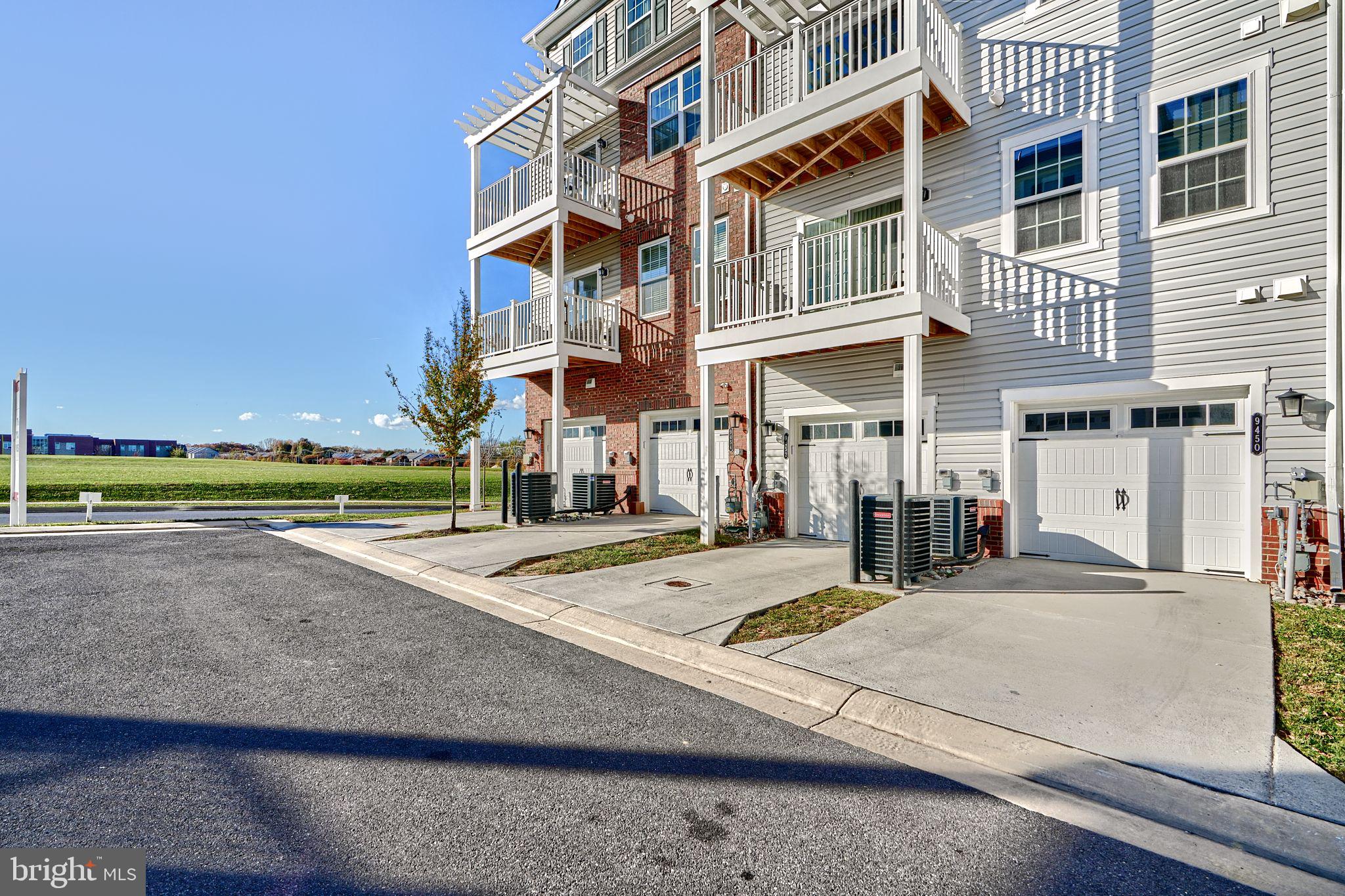 BALLARD GREEN - Residential