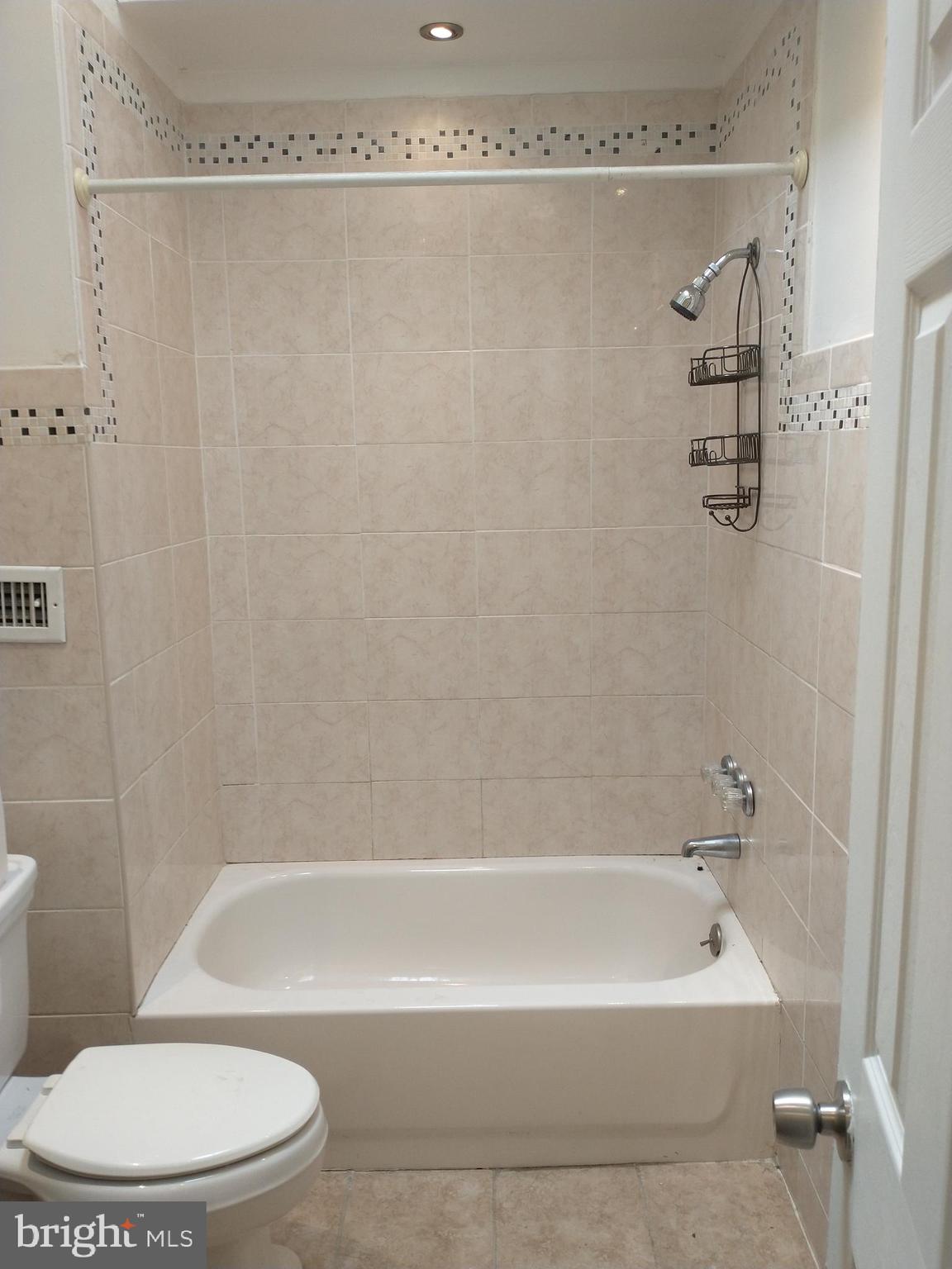 GRAYS FERRY - Residential Lease