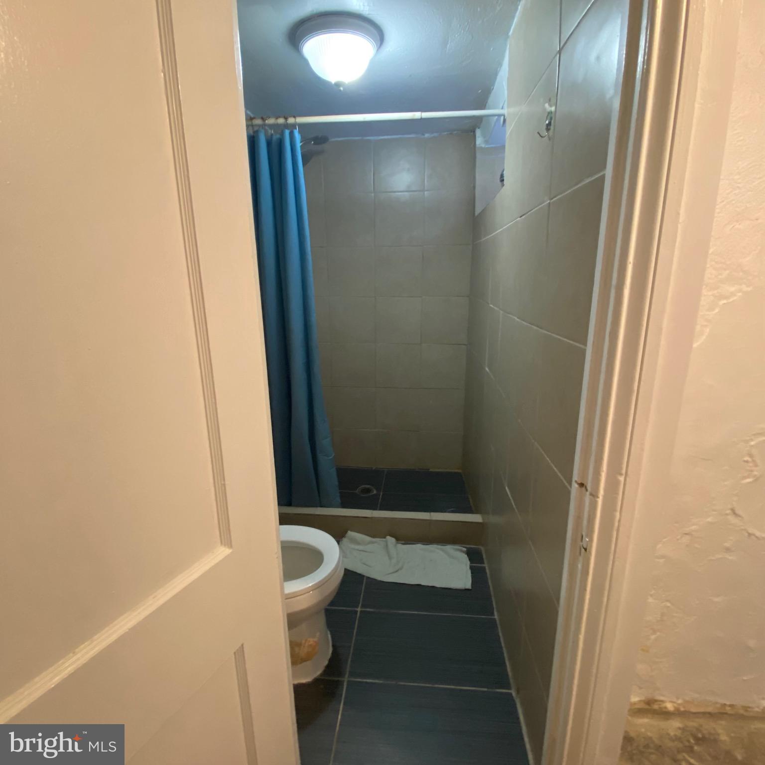 PHILADELPHIA (NORTHEAST) - Residential