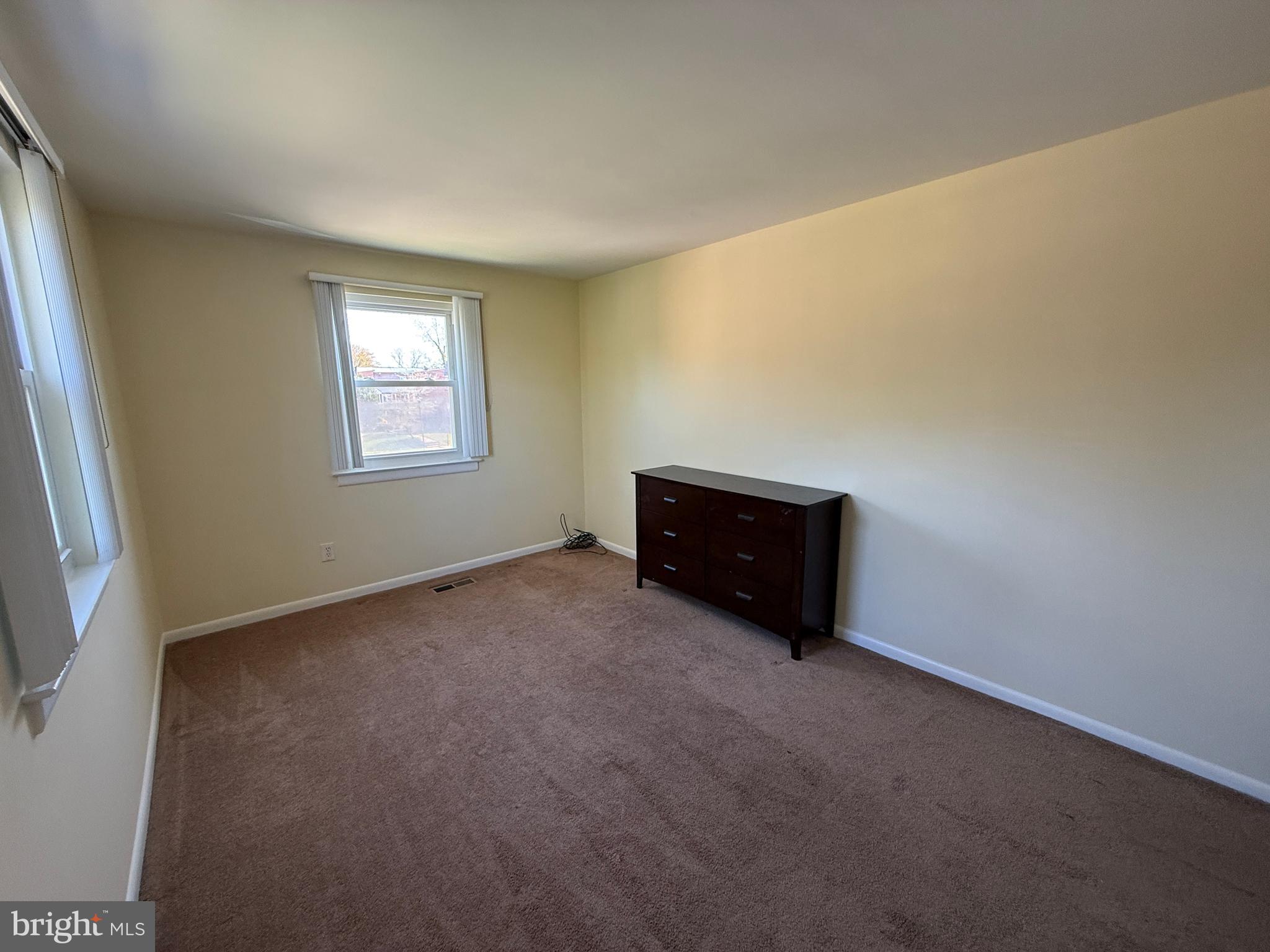 SOMERTON - Residential