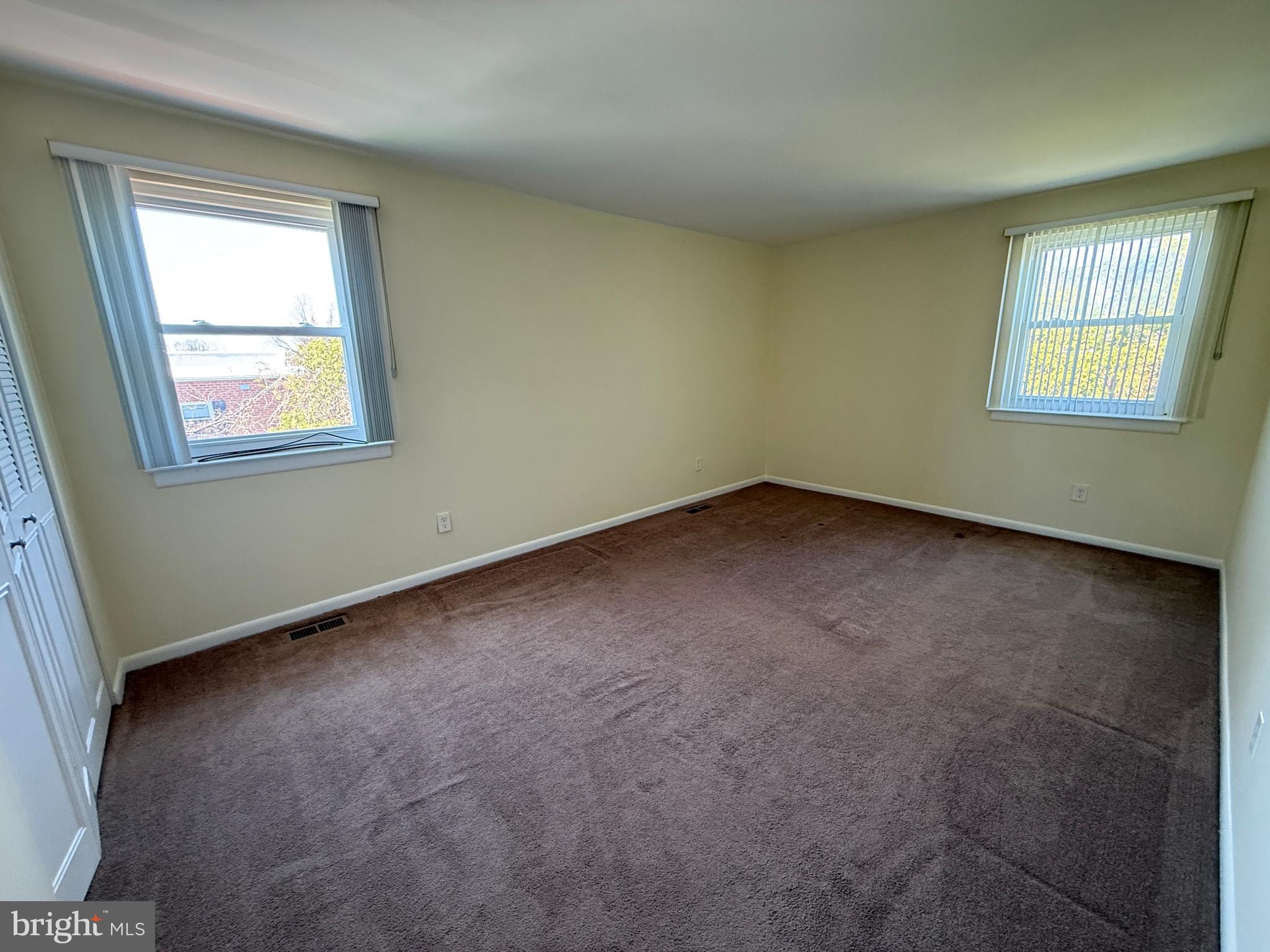 SOMERTON - Residential