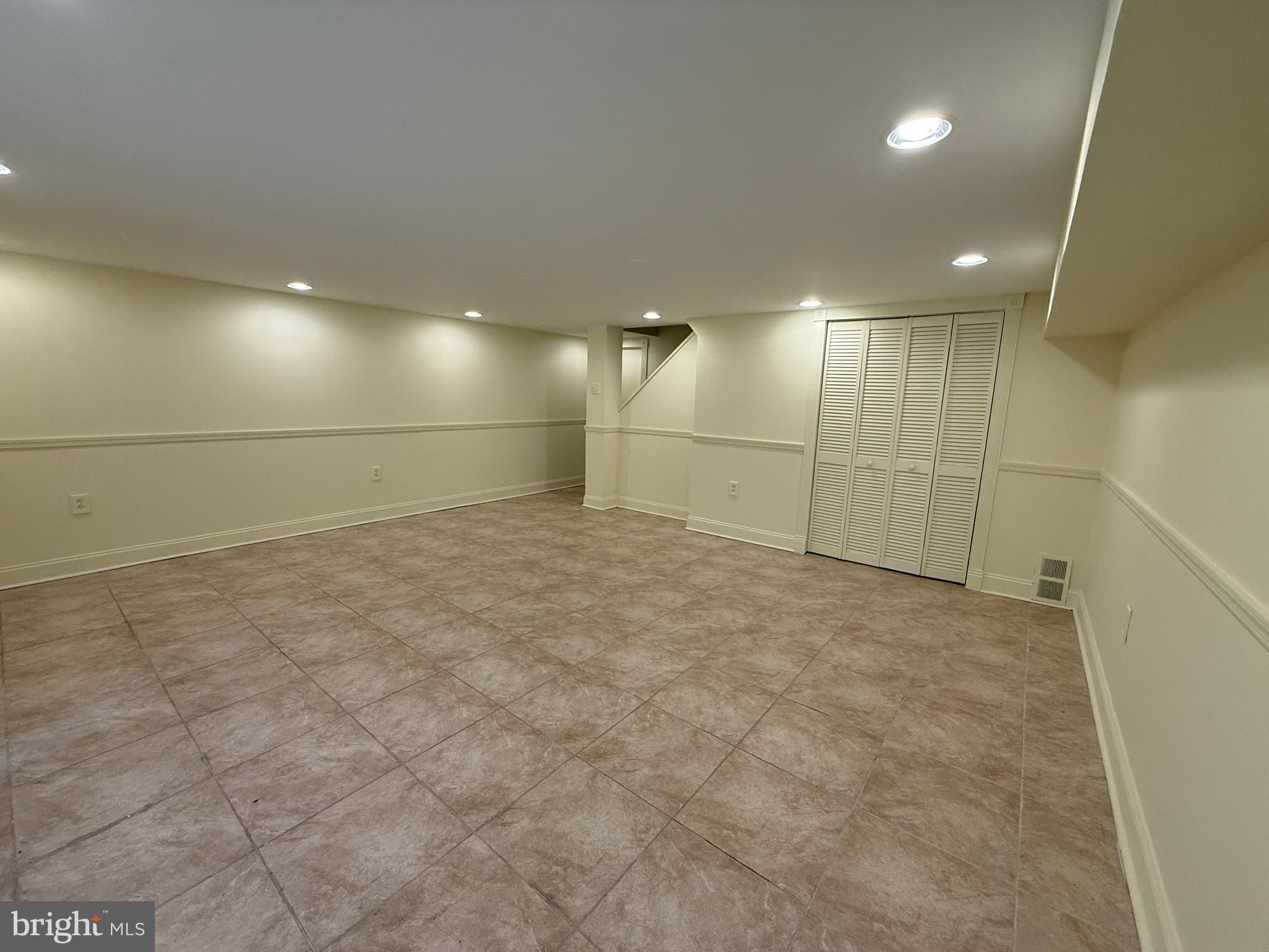 SOMERTON - Residential