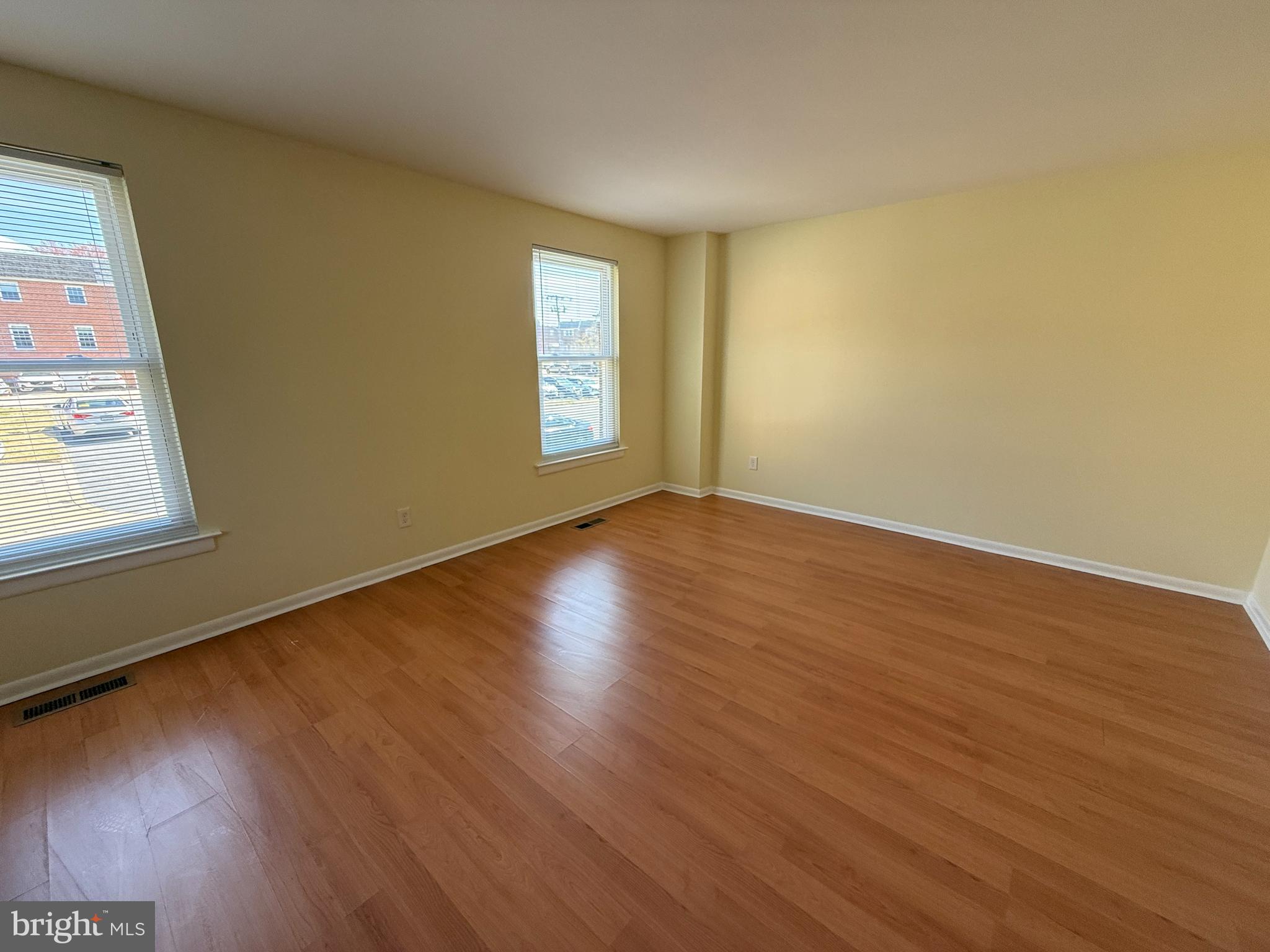 SOMERTON - Residential