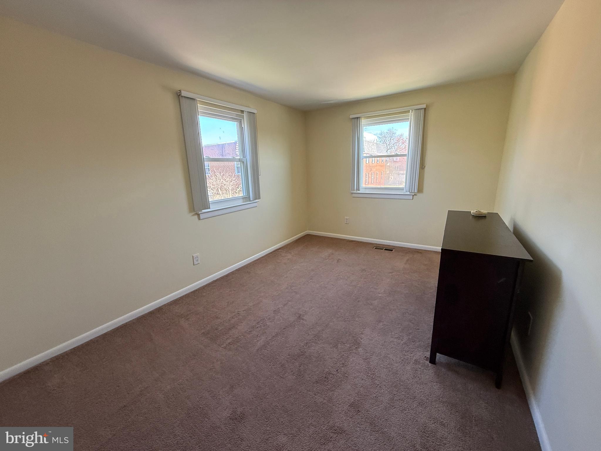 SOMERTON - Residential