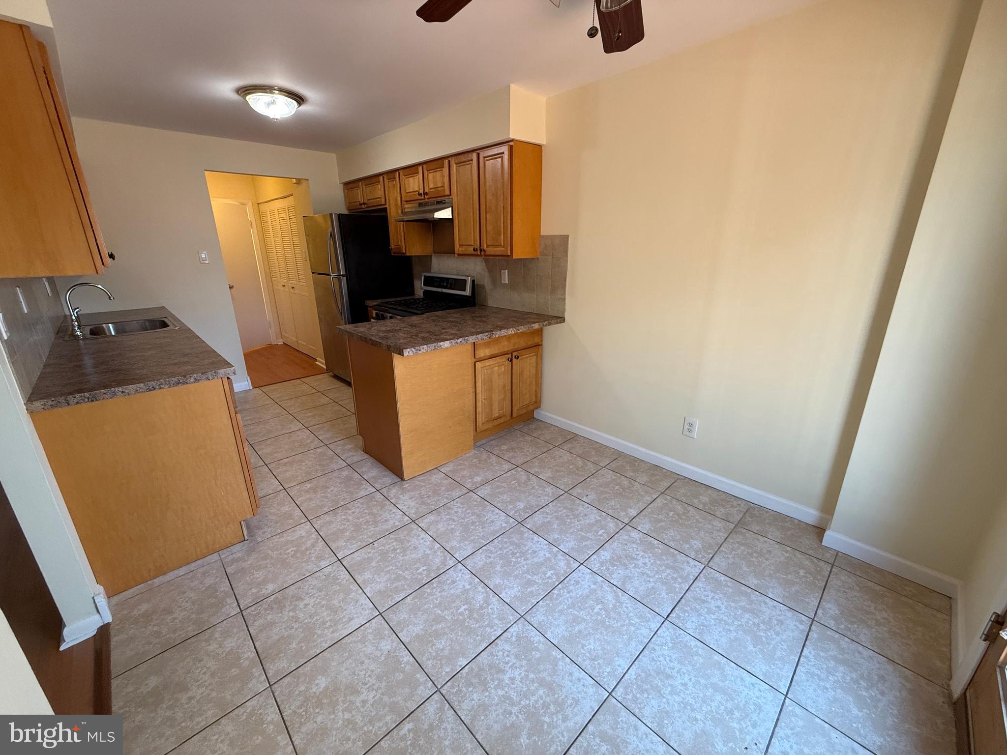 SOMERTON - Residential