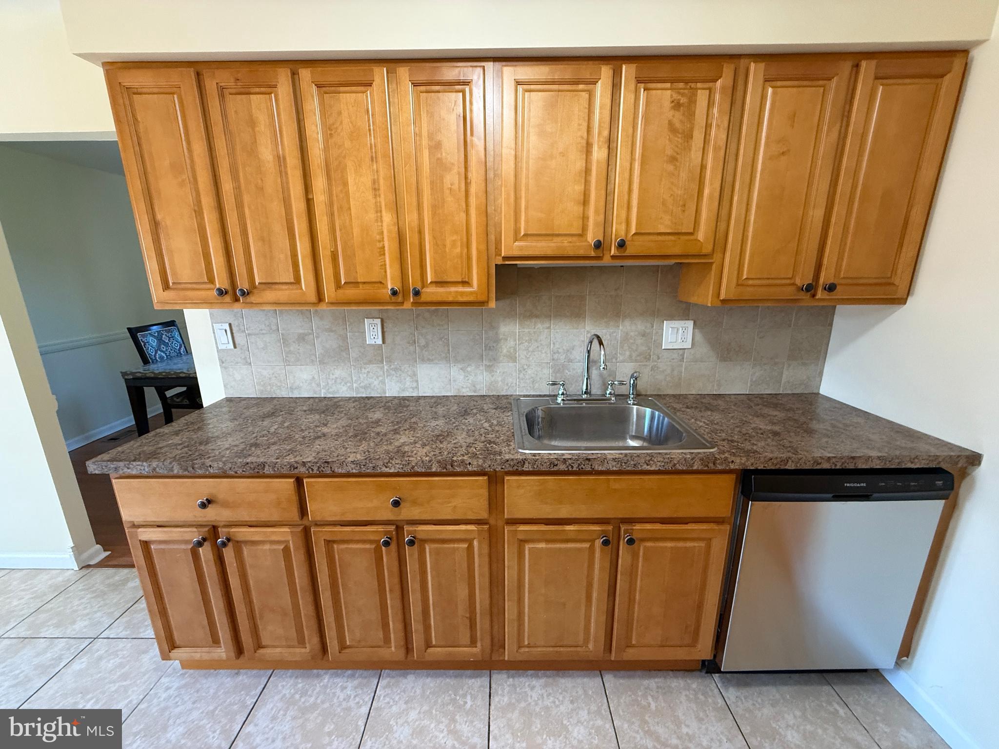 SOMERTON - Residential