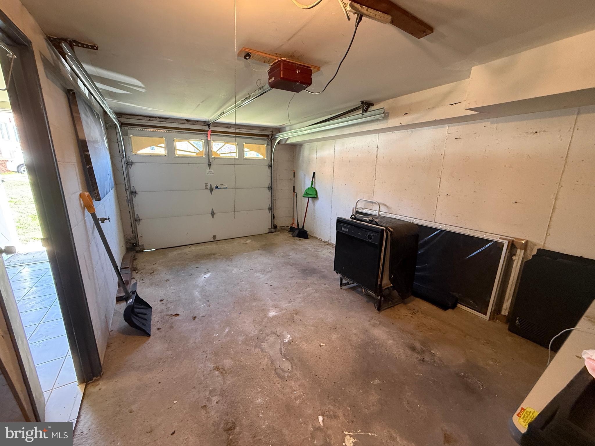 SOMERTON - Residential