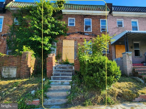 Townhouse For Sale - 2412 W Franklin Street<br/> BALTIMORE, MD 21223
