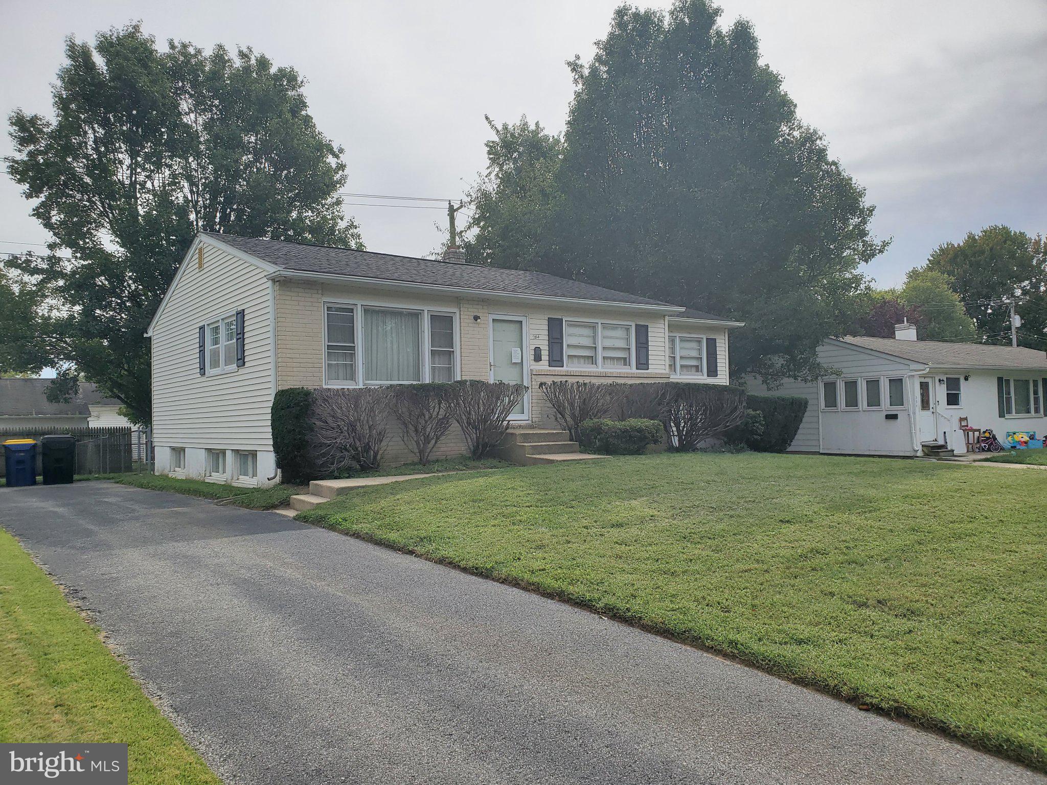 284 WEBBS LANE