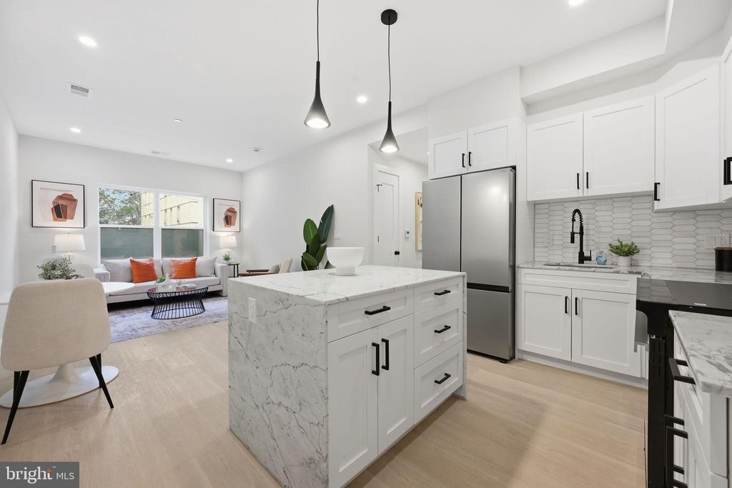 Photo of 2606 41st Street NW #2, WASHINGTON, DC 20007 (MLS # DCDC2233990)