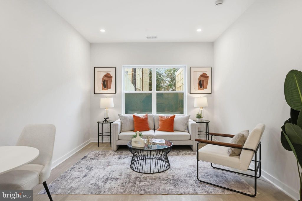 Photo of 2606 41st Street NW #2, WASHINGTON, DC 20007 (MLS # DCDC2233990)