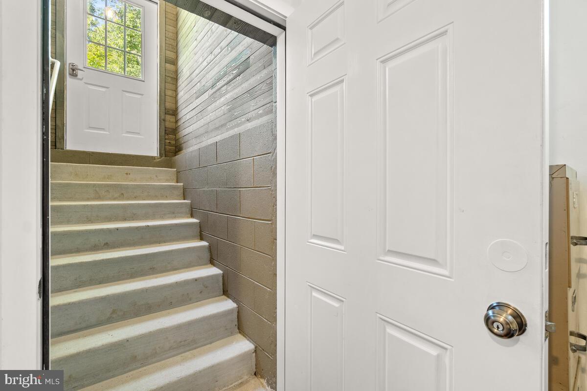 MIDDLETOWN - Residential Lease