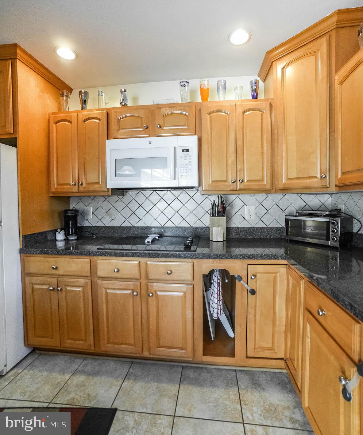 PANQUIA OAKS SUB - Residential