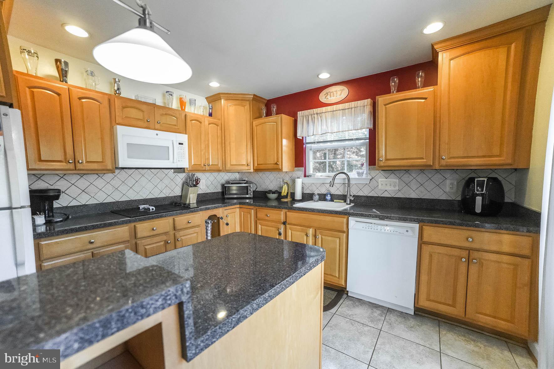 PANQUIA OAKS SUB - Residential