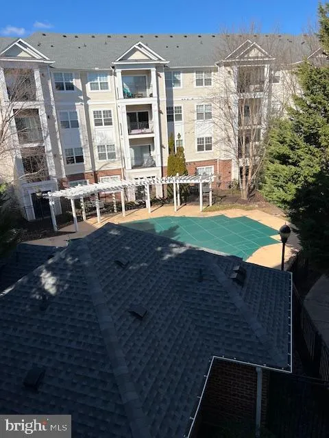 12957 Centre Park Cir Unit 308, Herndon, VA MLS: VAFX2218590