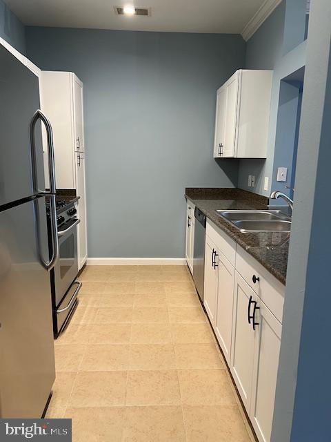 BRYSON AT WOODLAND PARK - Residential Lease