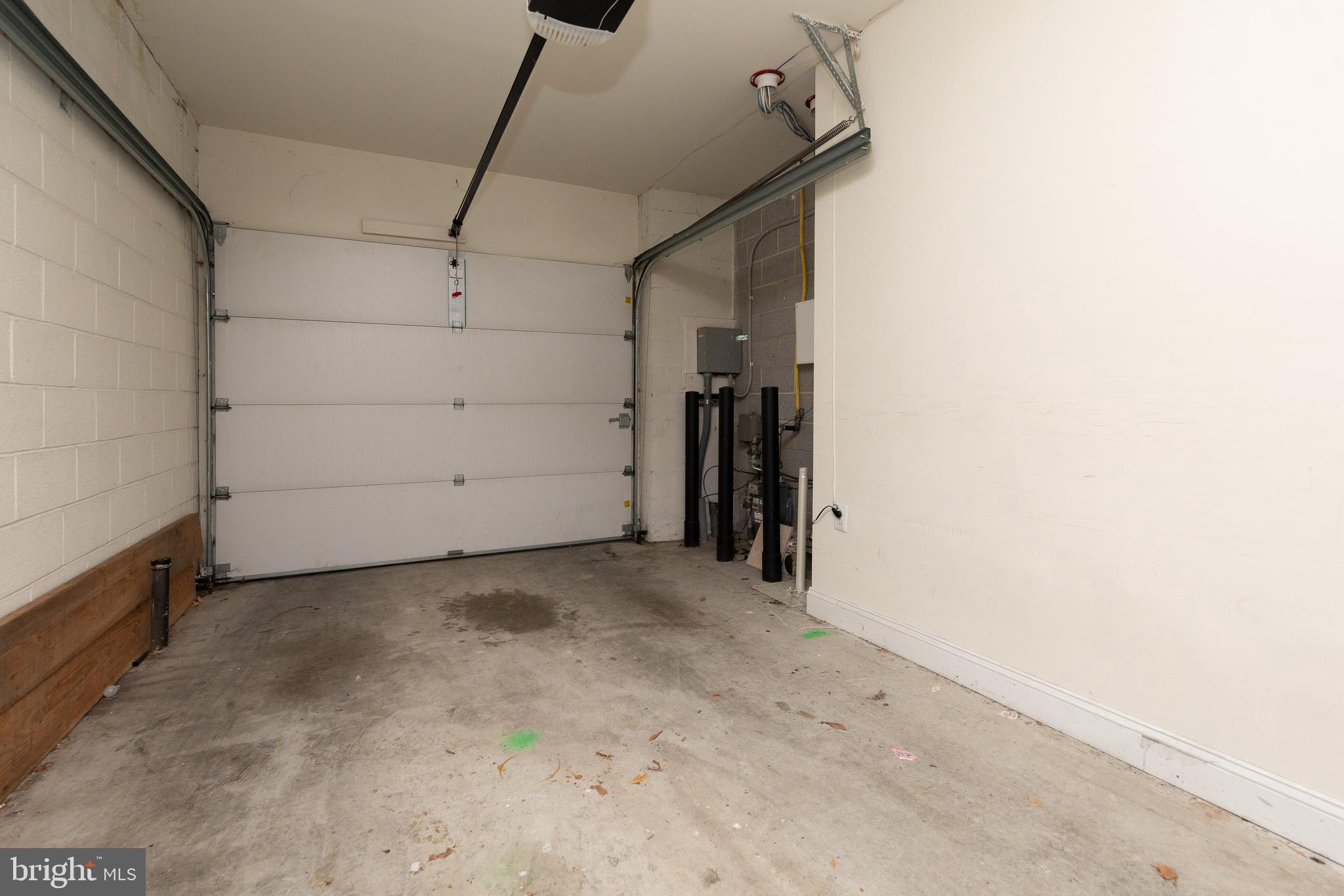 FITLER SQUARE - Residential Lease