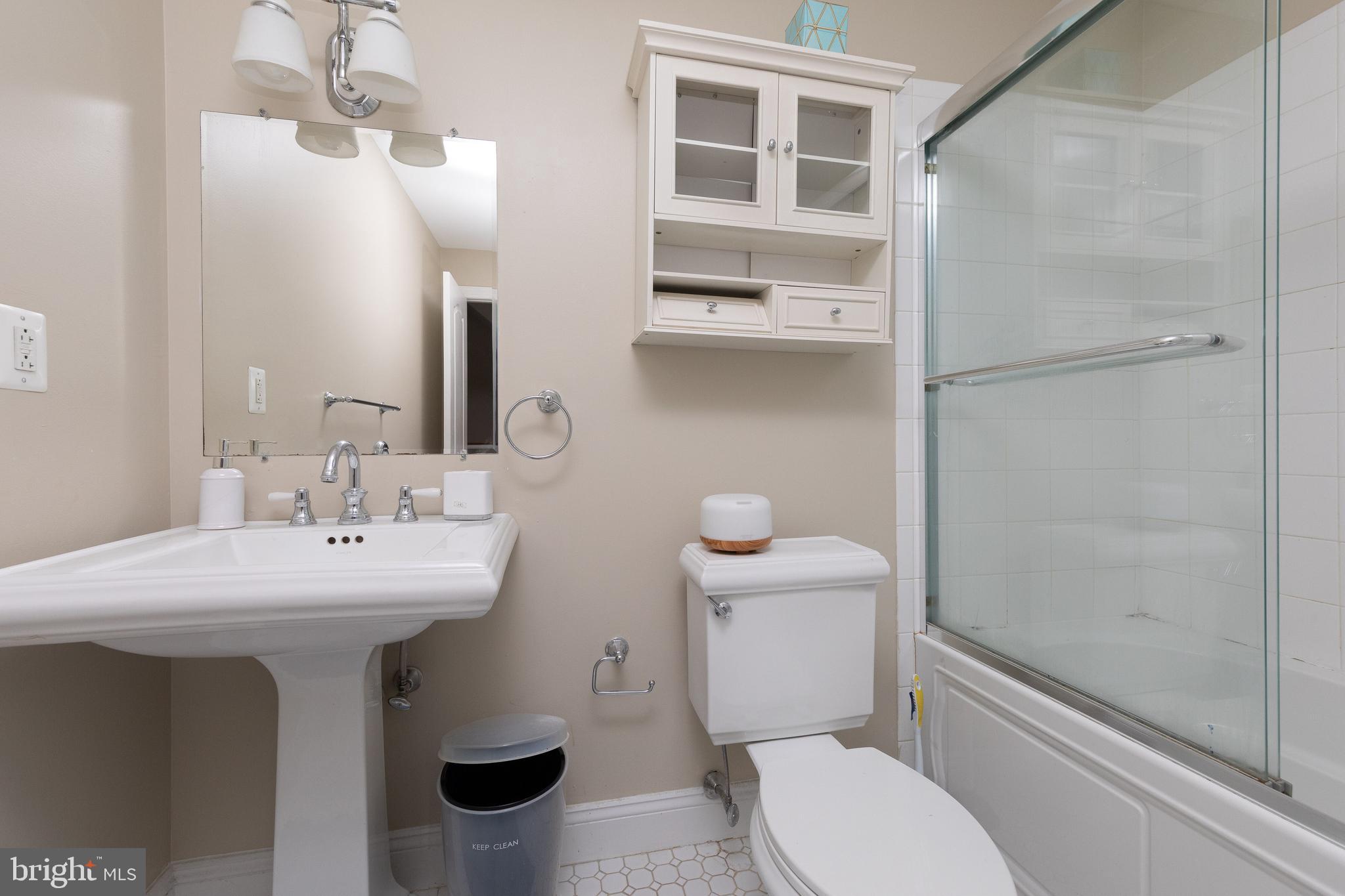 FITLER SQUARE - Residential Lease
