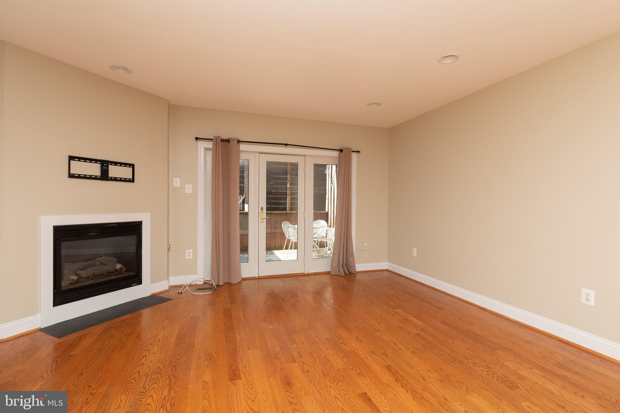 FITLER SQUARE - Residential Lease