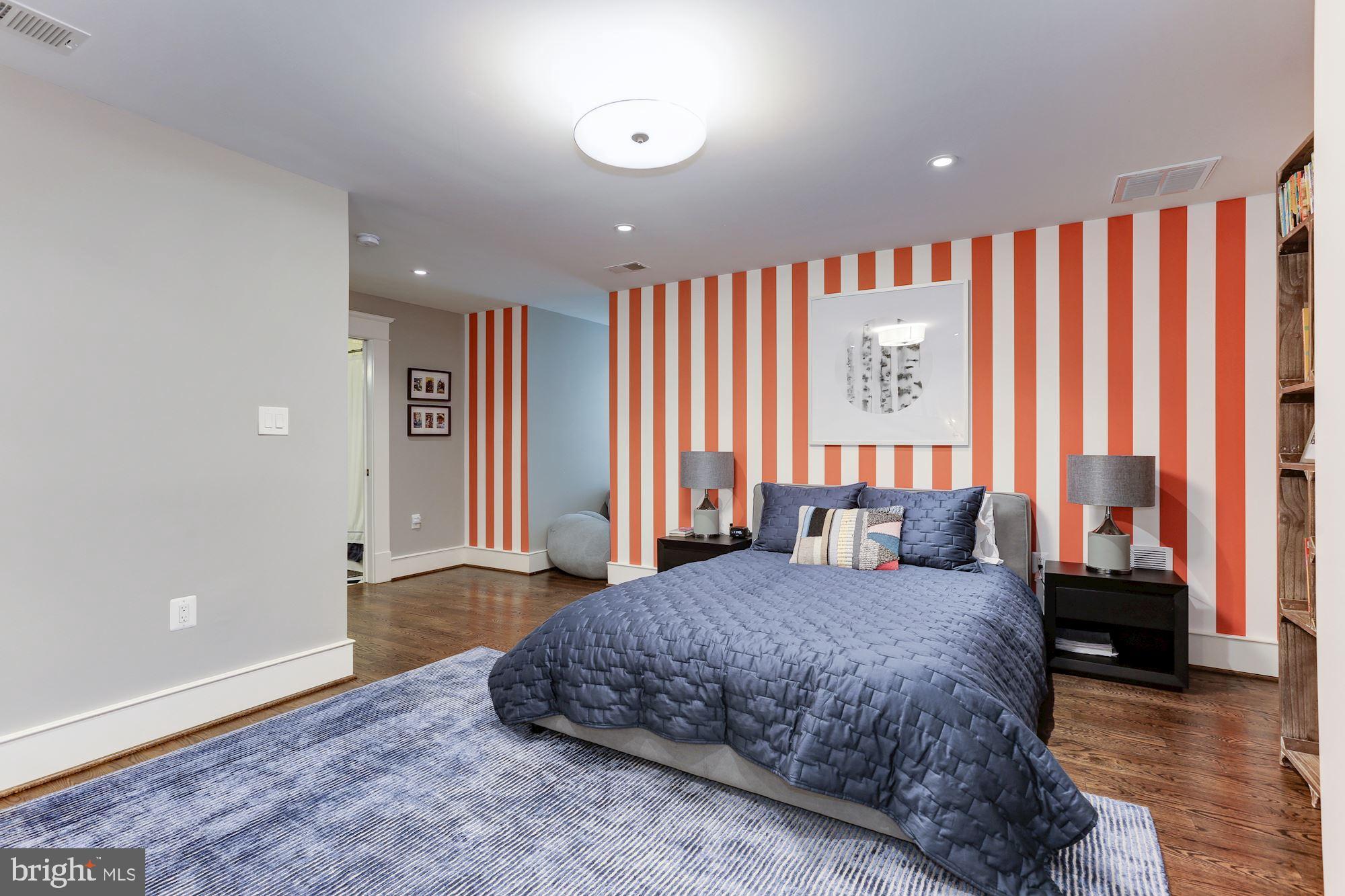 FRANKLIN PARK - Residential