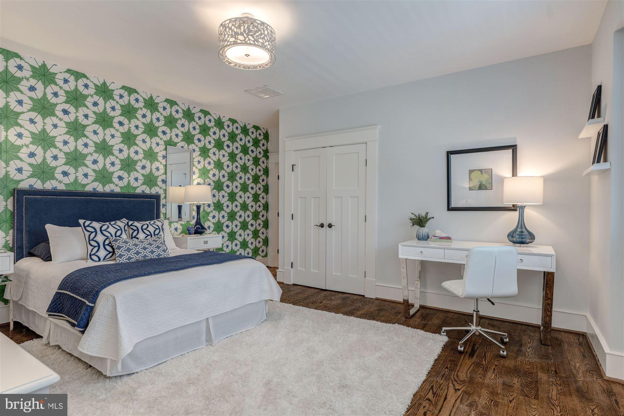 FRANKLIN PARK - Residential