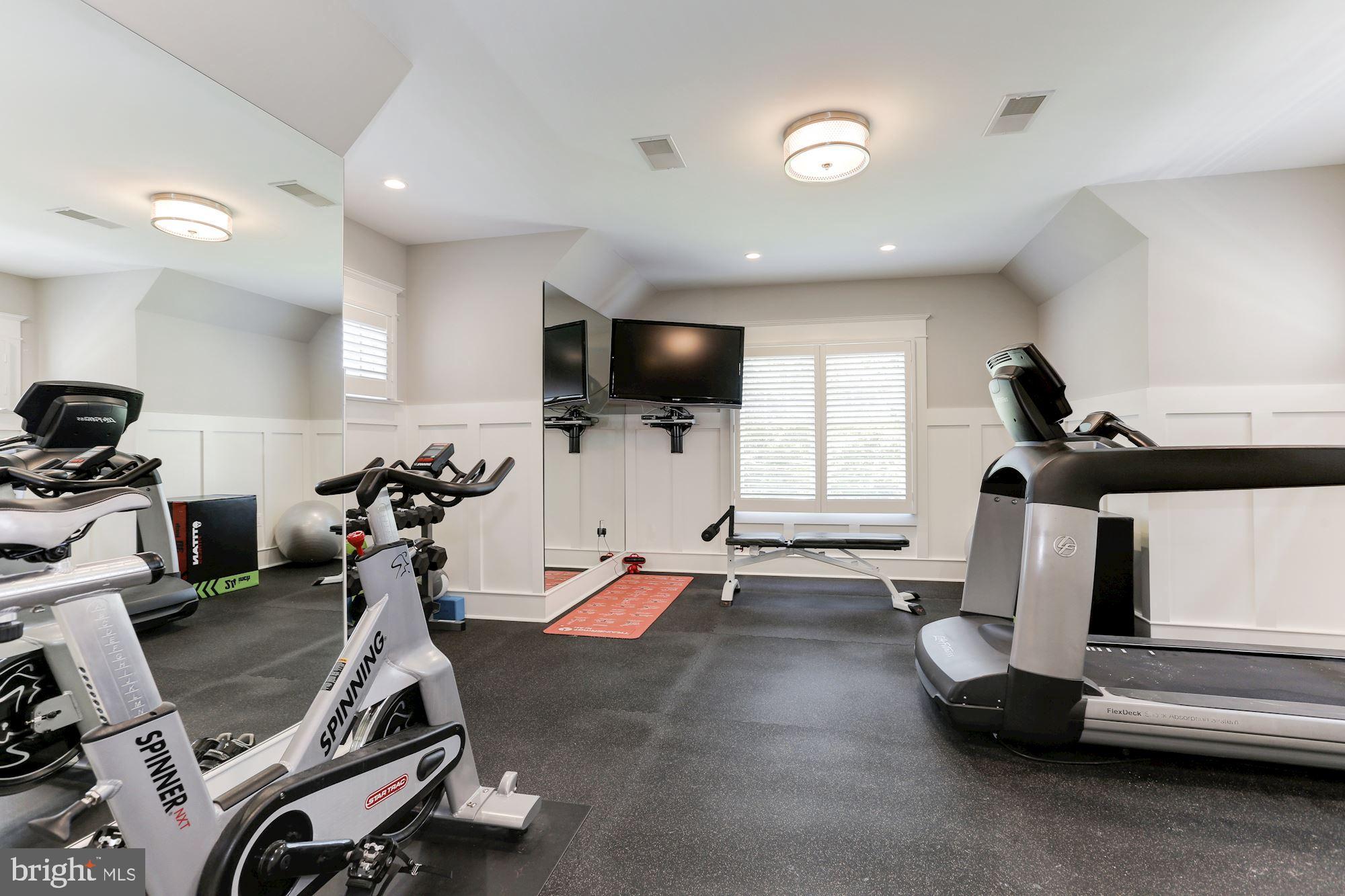 FRANKLIN PARK - Residential